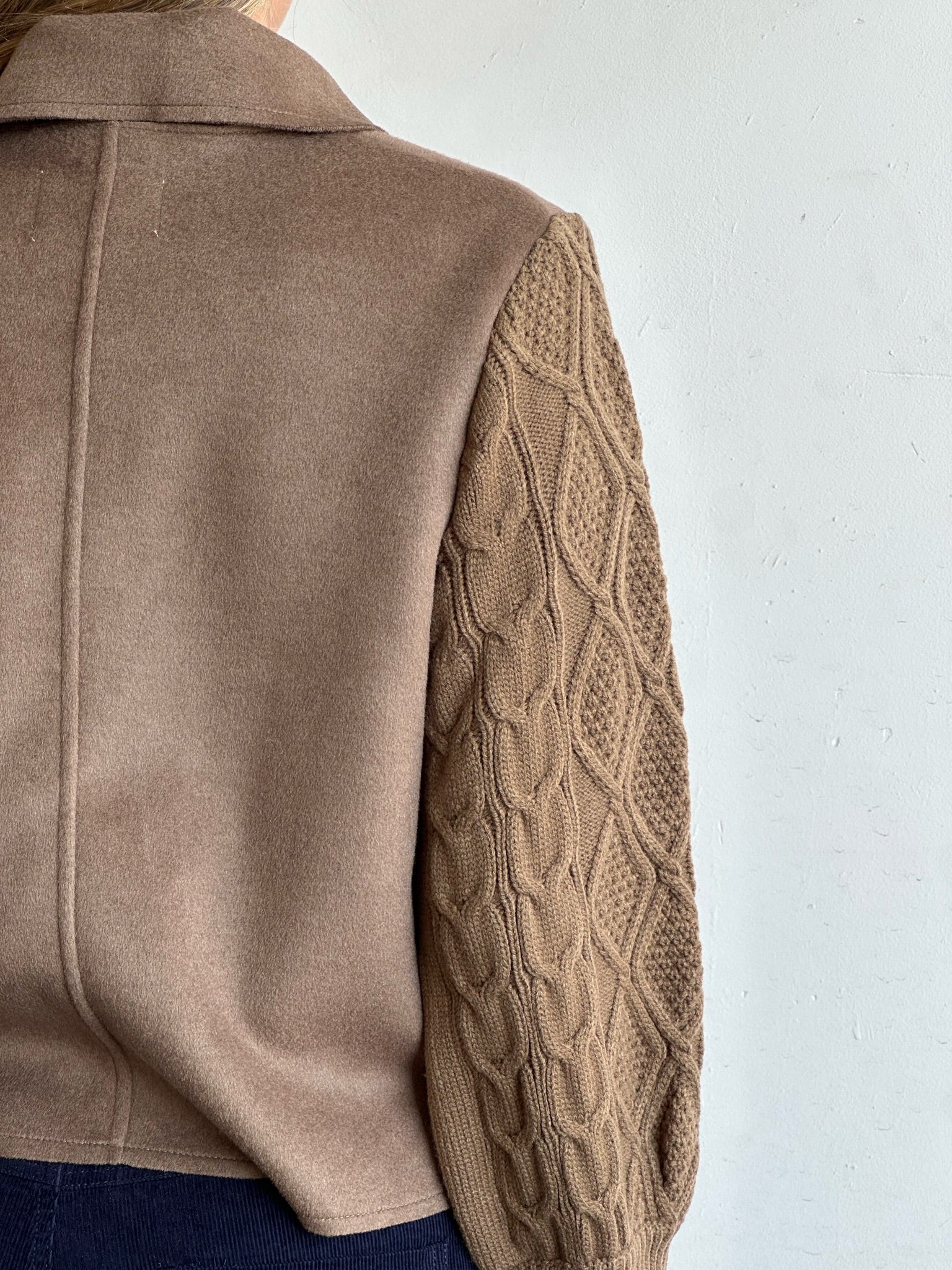 מעיל בר חום