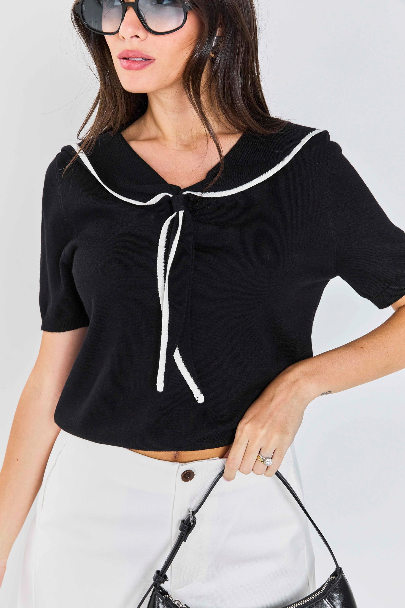 חולצת סריג אסי שחור