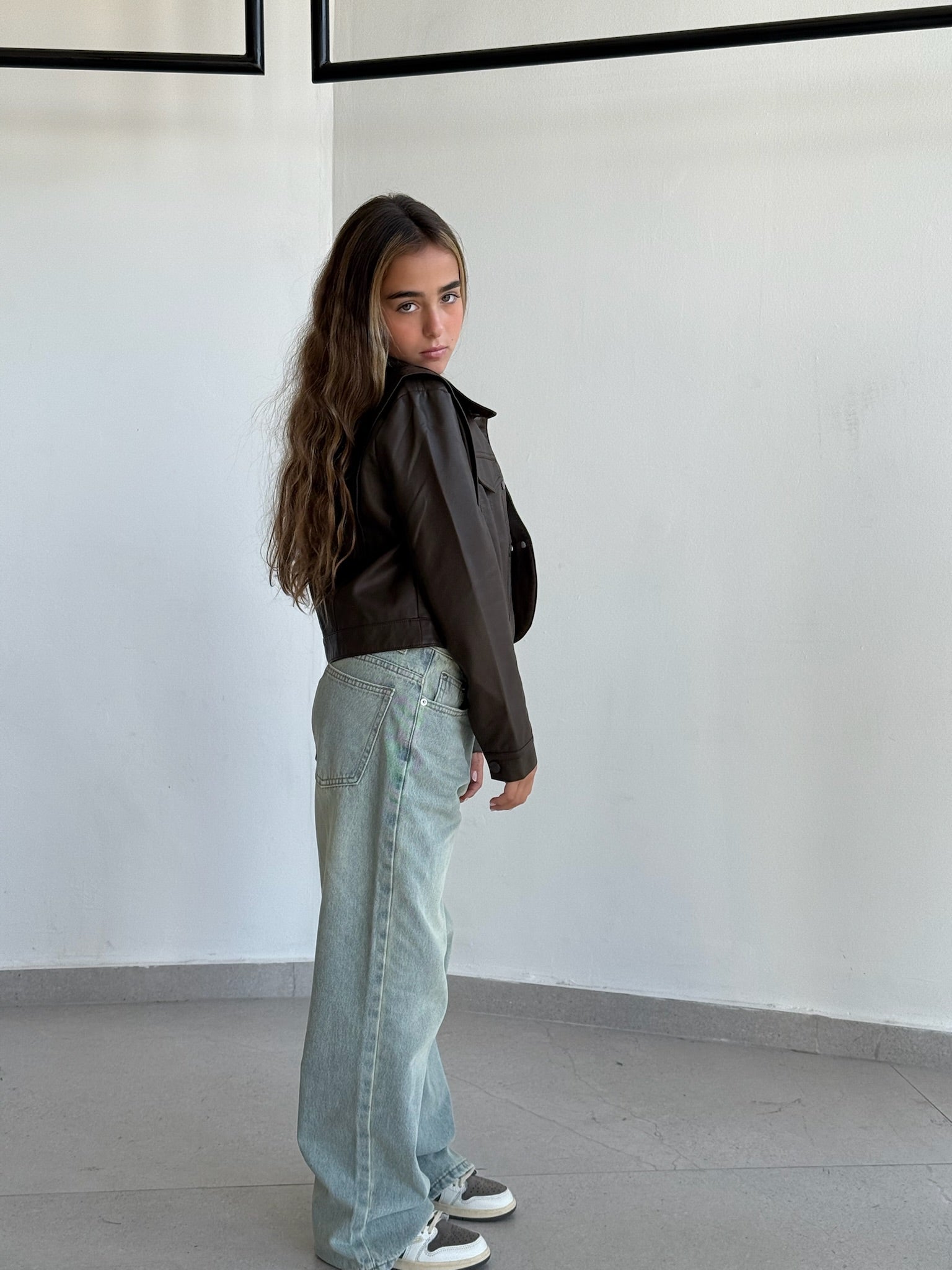 ג׳קט גאיה דמוי עור חום