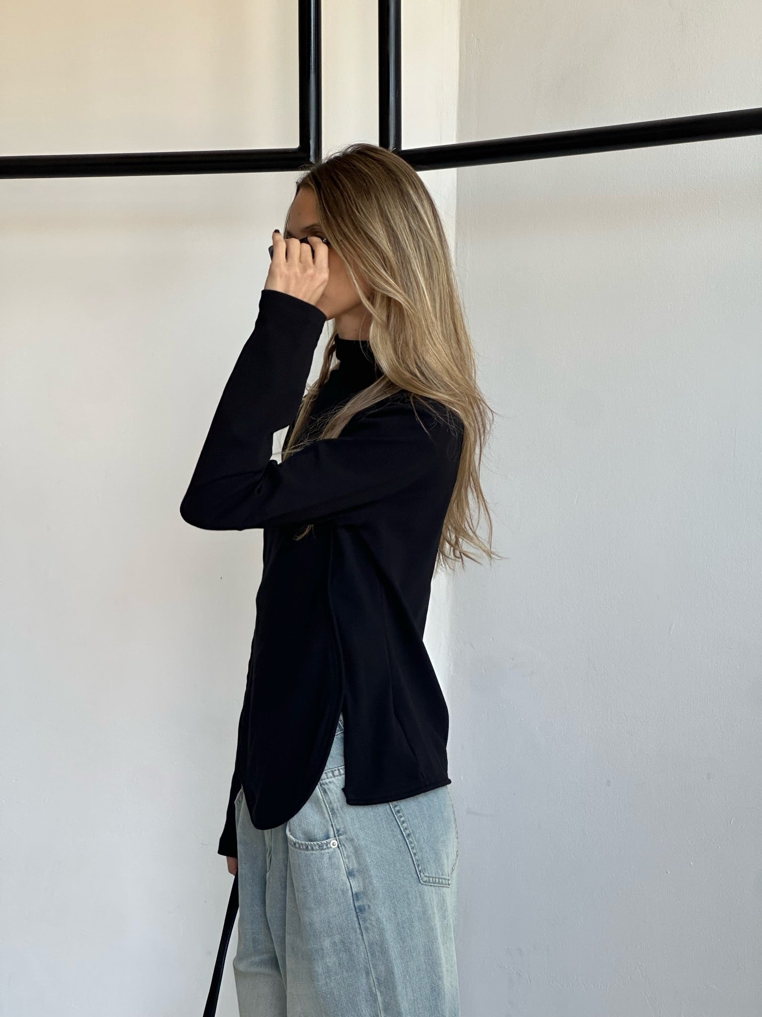 חולצת אביאור שחור