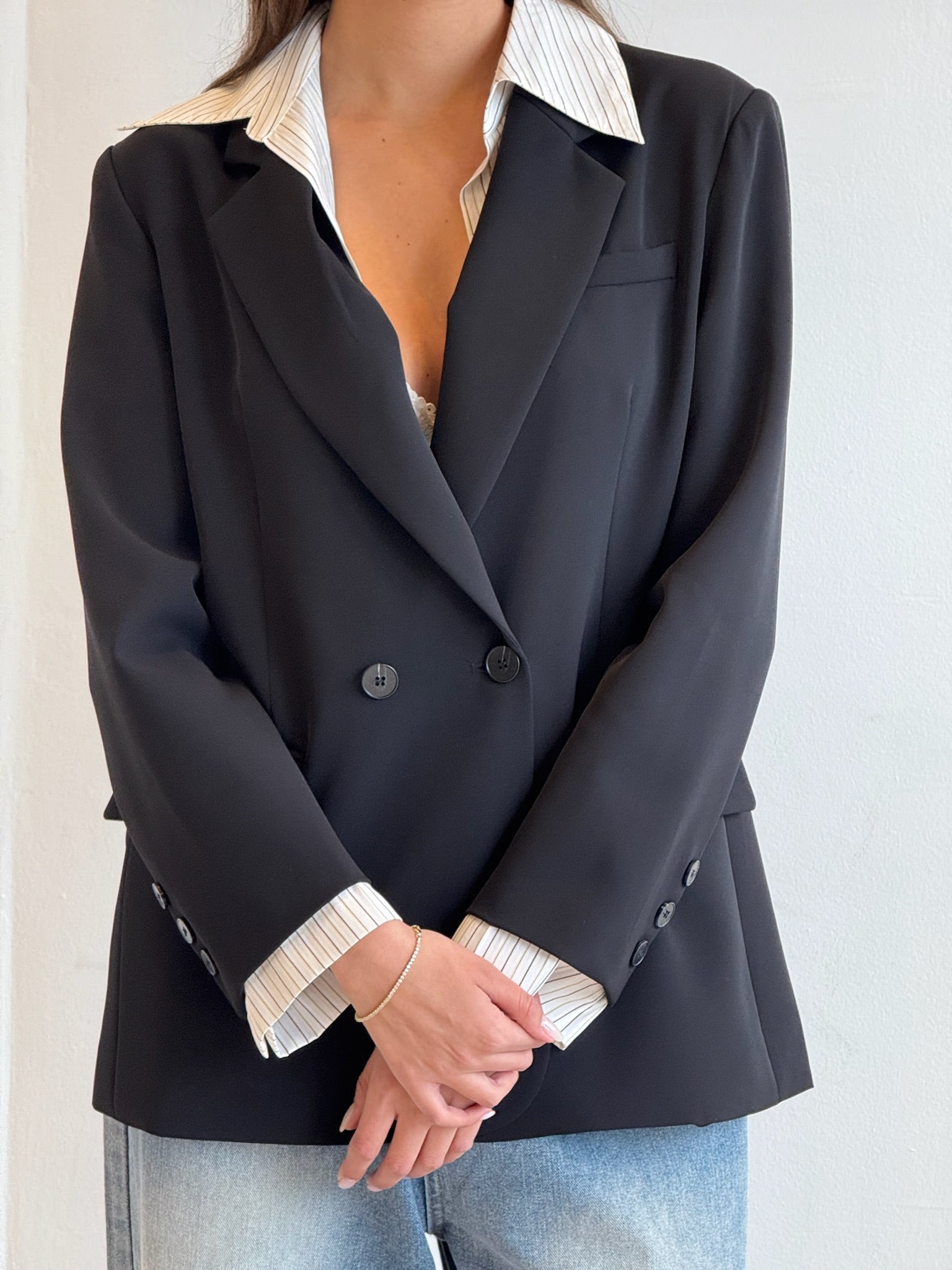 ג׳קט מיכאלה שחור