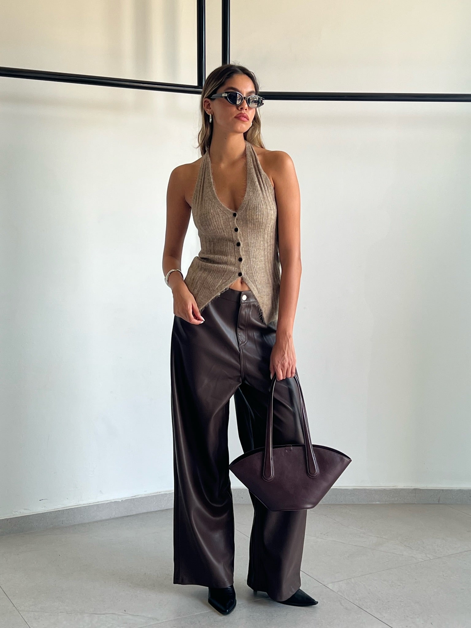 מכנס דמוי עור מייסון חום