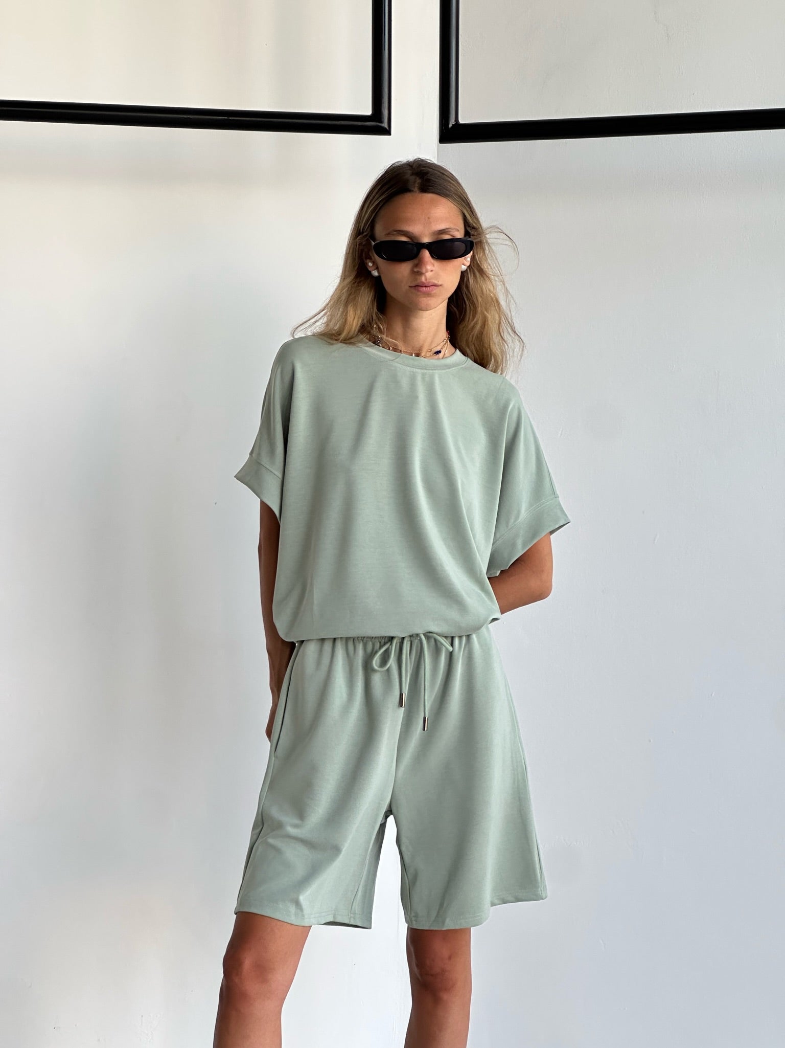 חליפת רונה ירוק