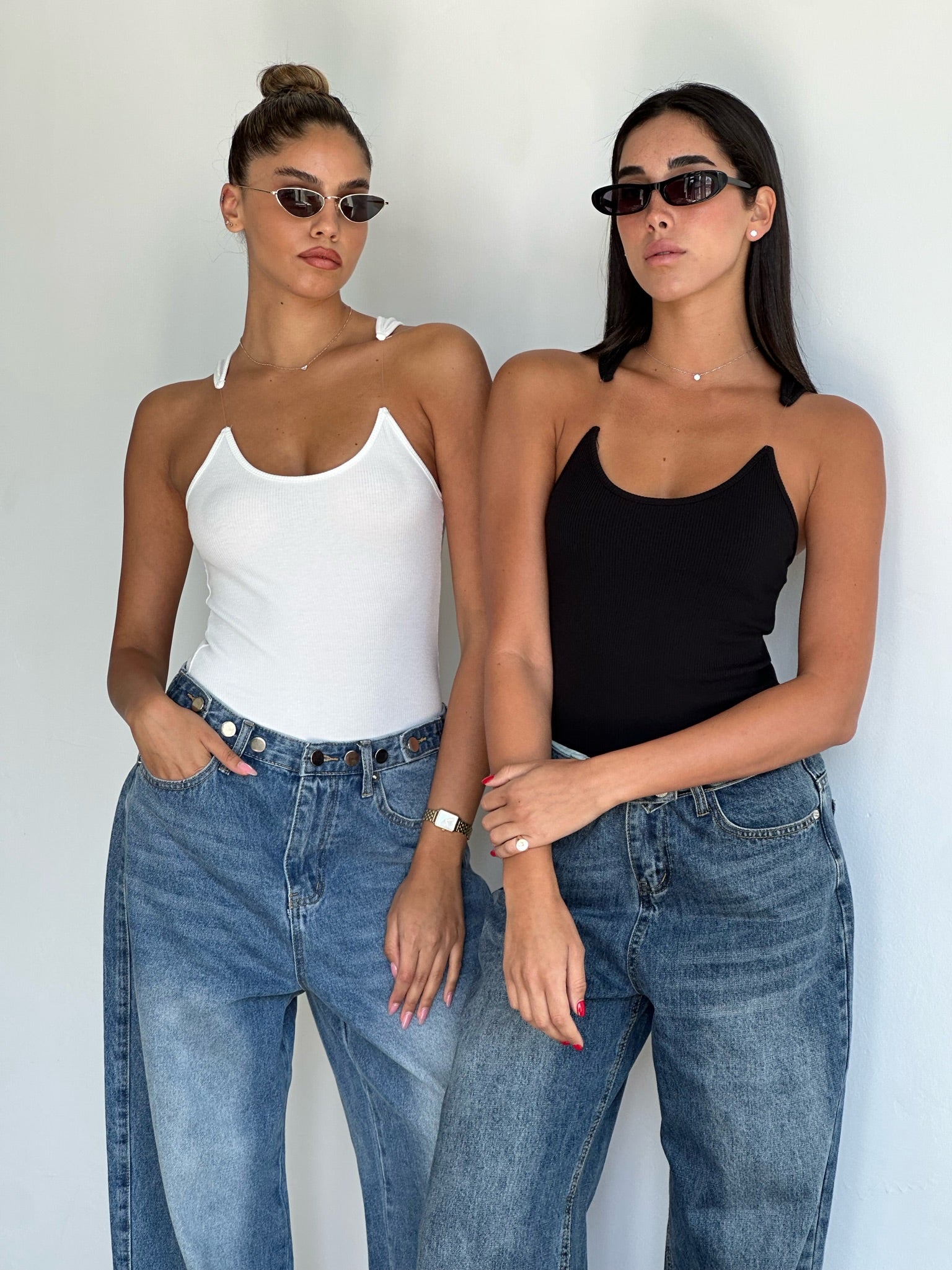 גופיית קלואה שחור