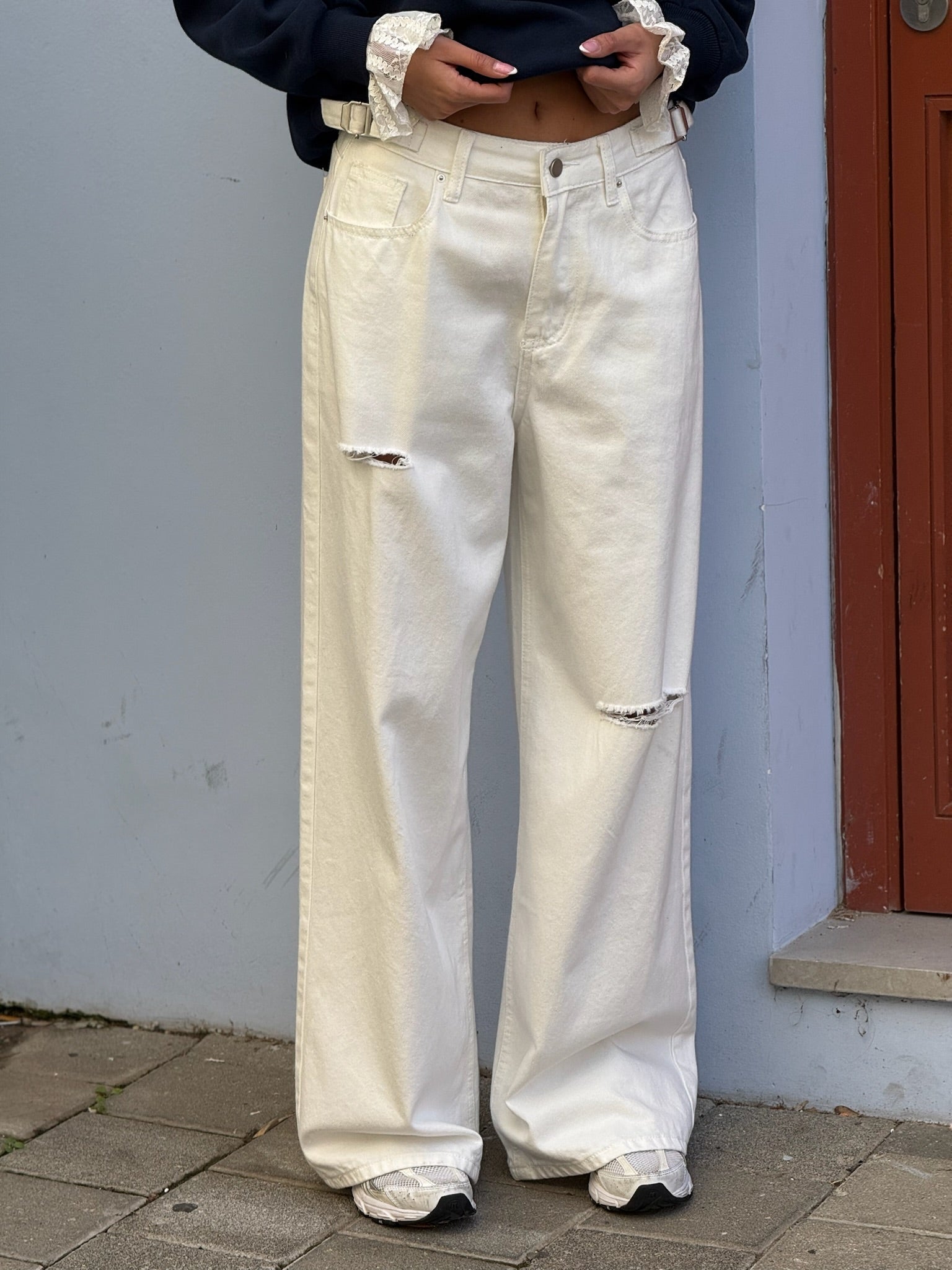 מכנס ג׳ינס נוהר לבן