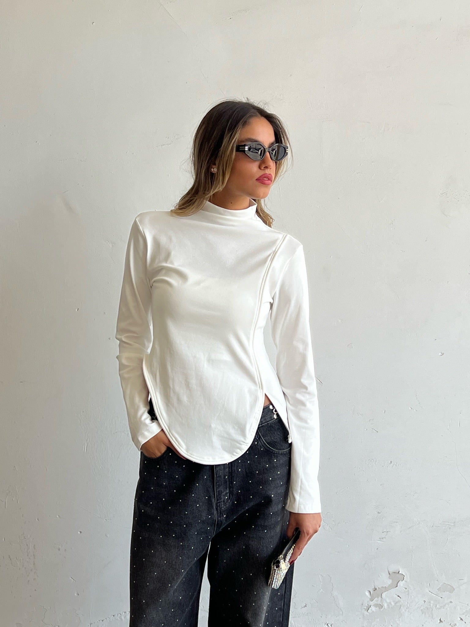 חולצת אביאור לבן