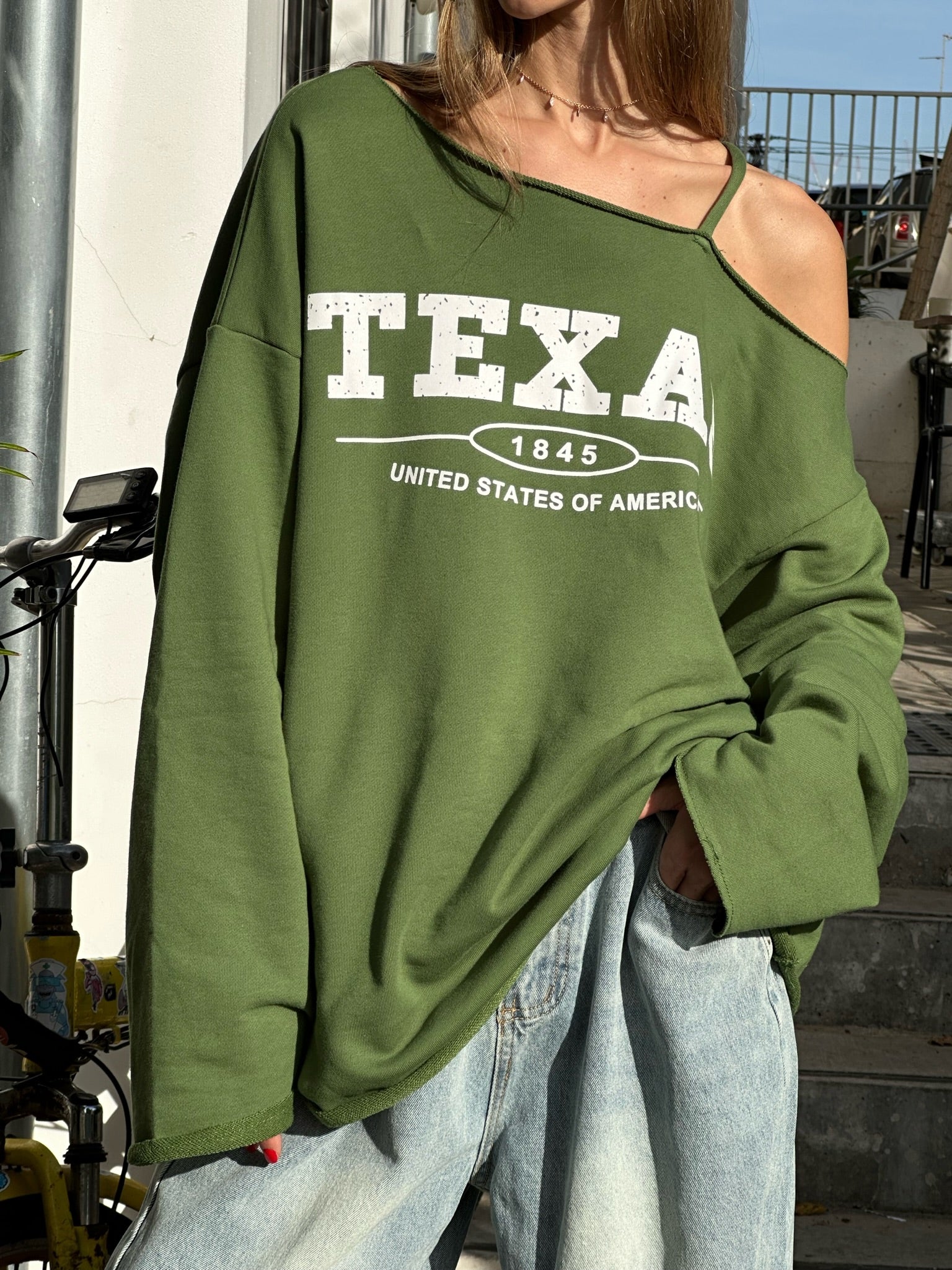 סווצר נינה ירוק