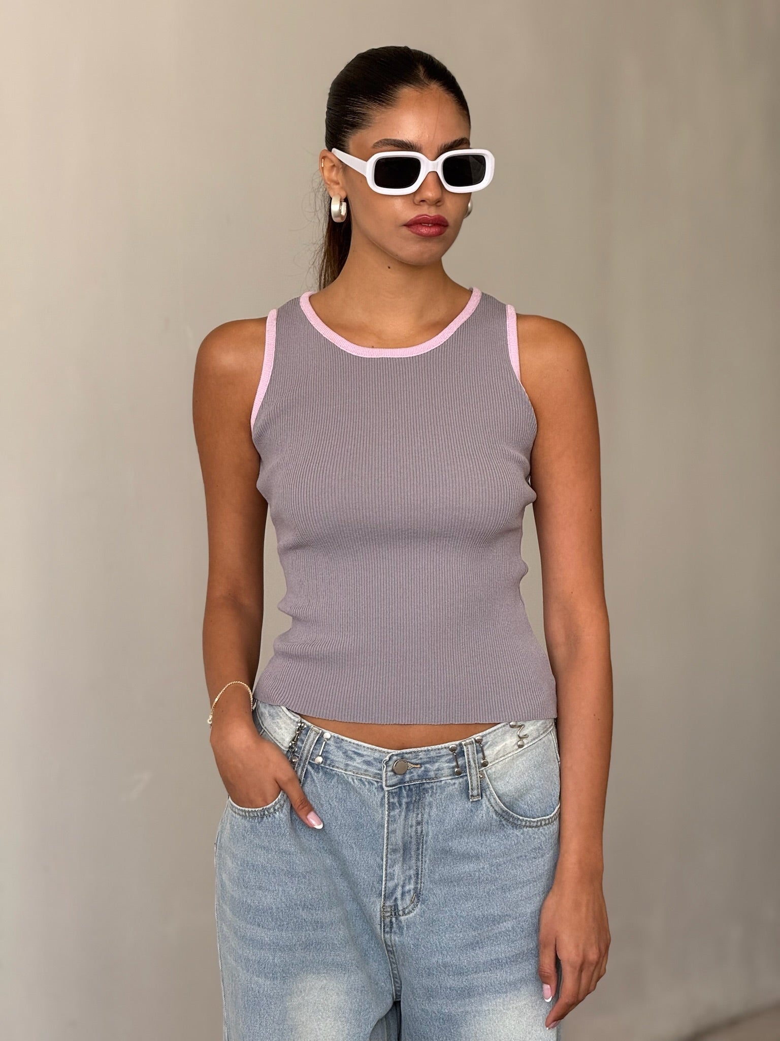 גופיית איב אפור