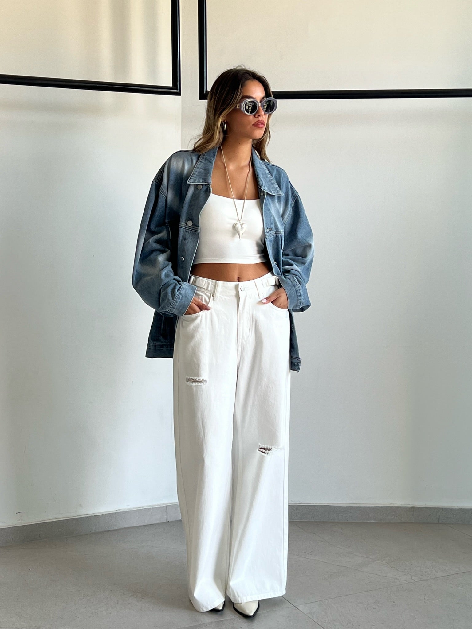 מכנס ג׳ינס נוהר לבן