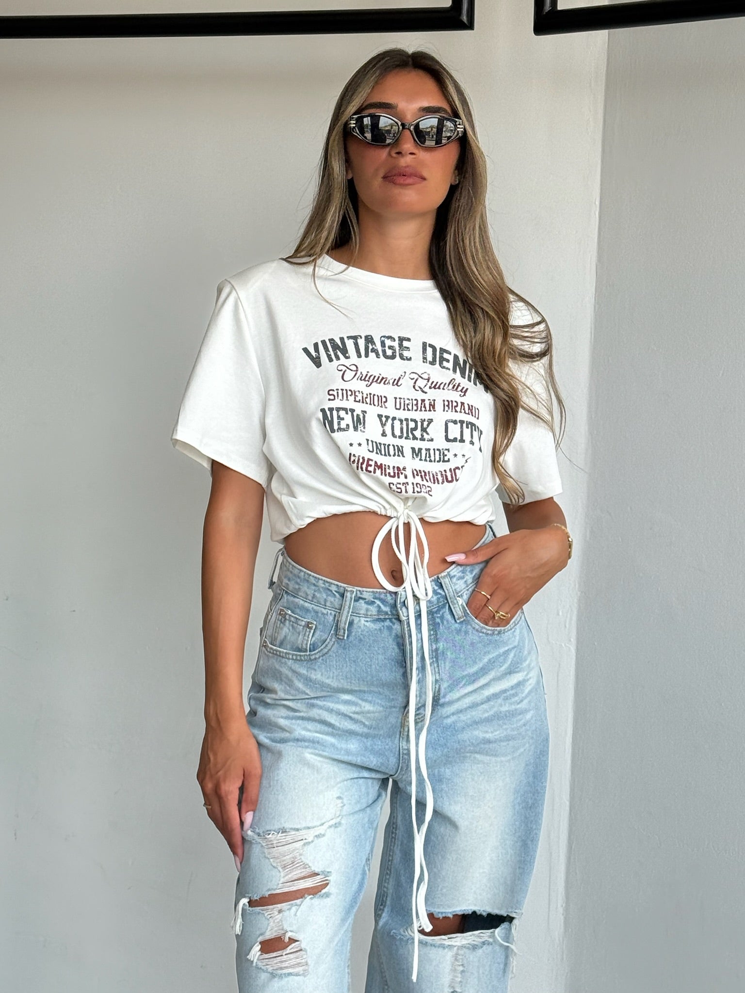 חולצת לילי לבן