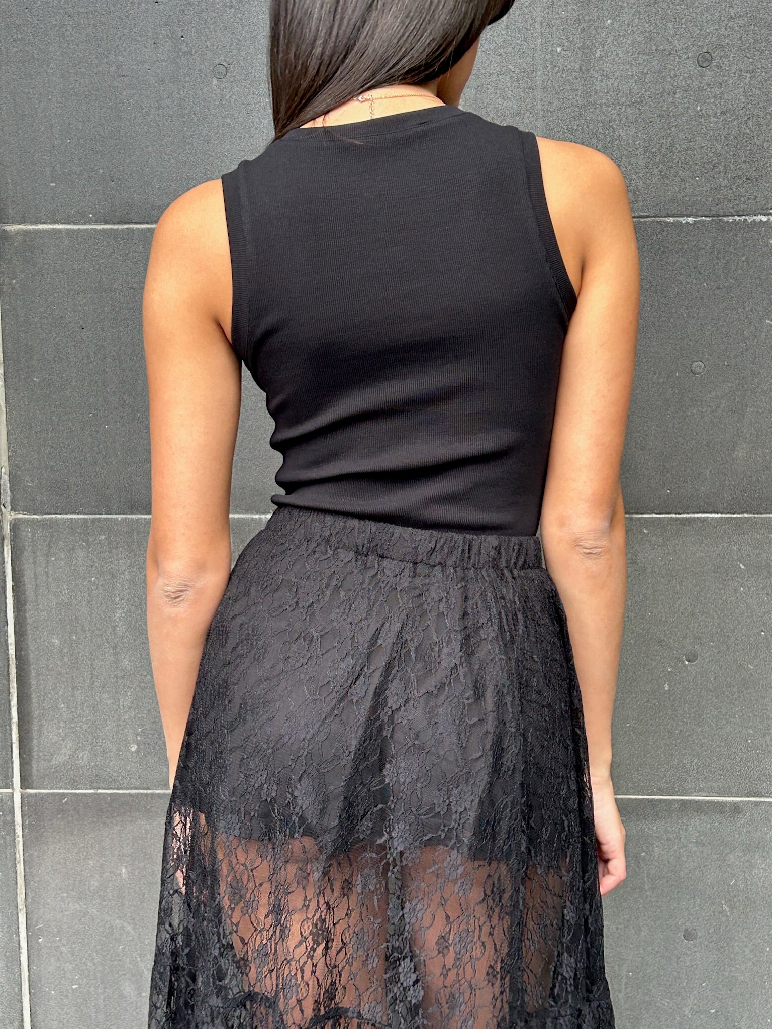 גופיית שליו שחור