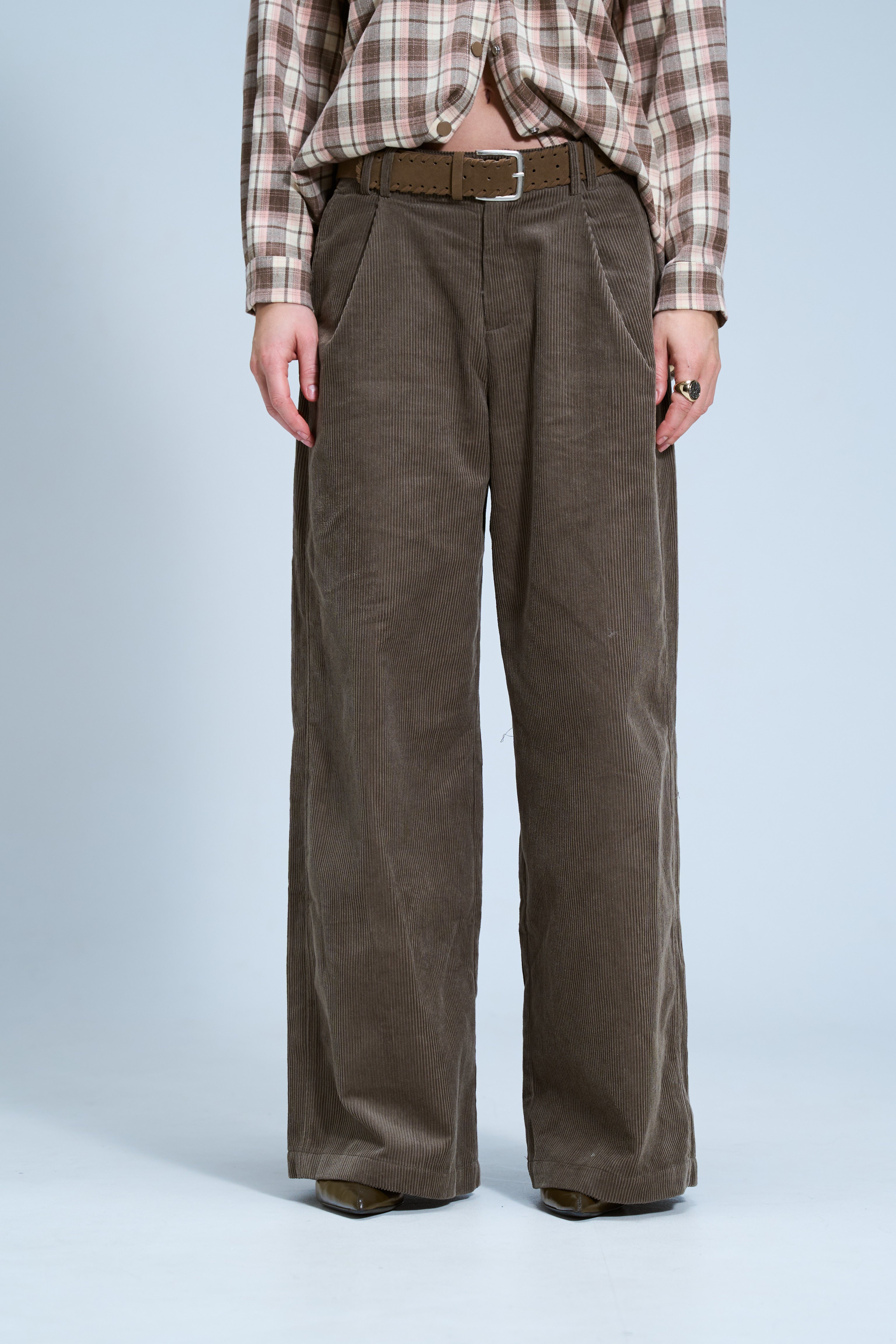 מכנס ליאו קורדרוי זית