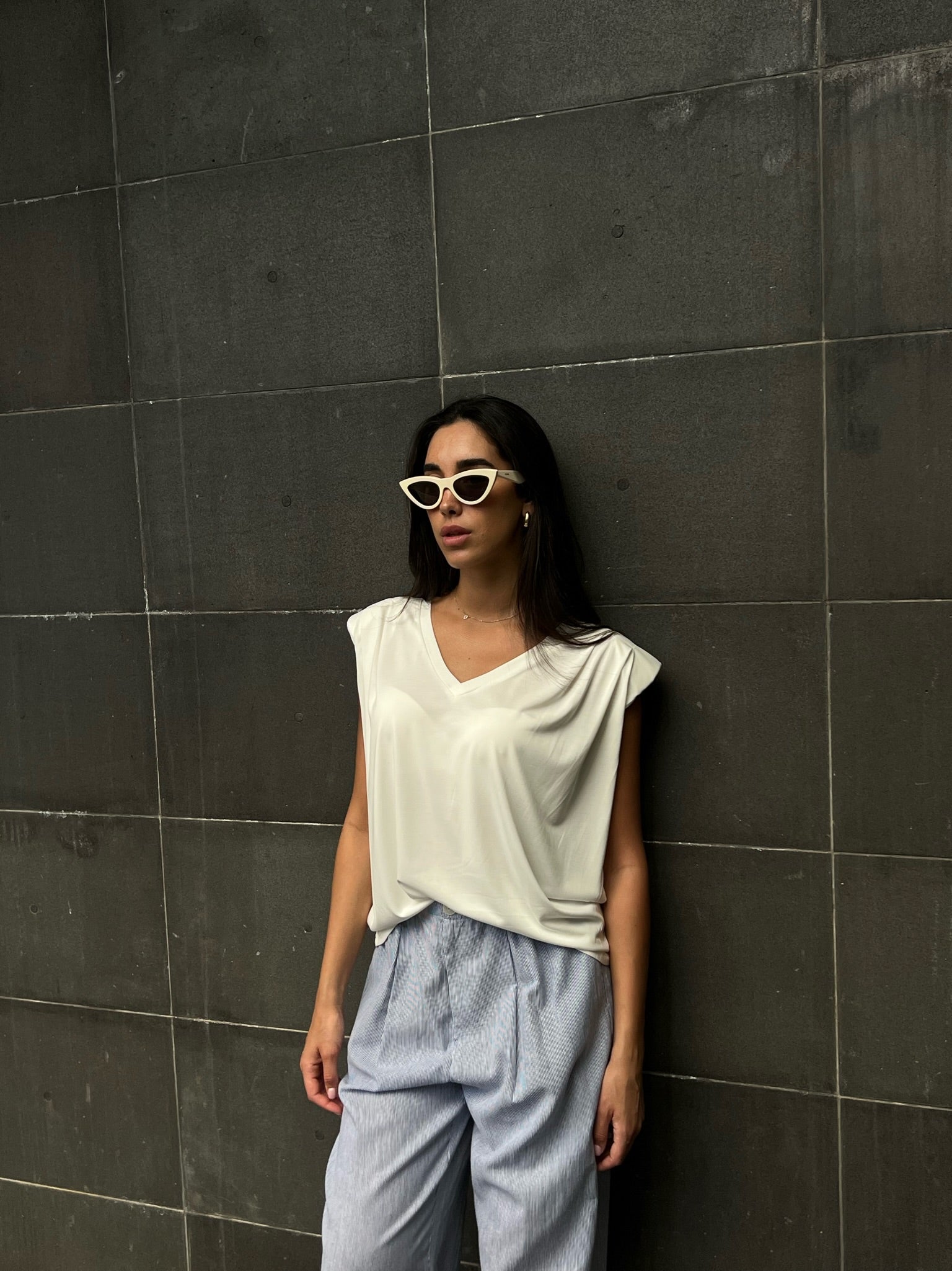 חולצת אביה לבן