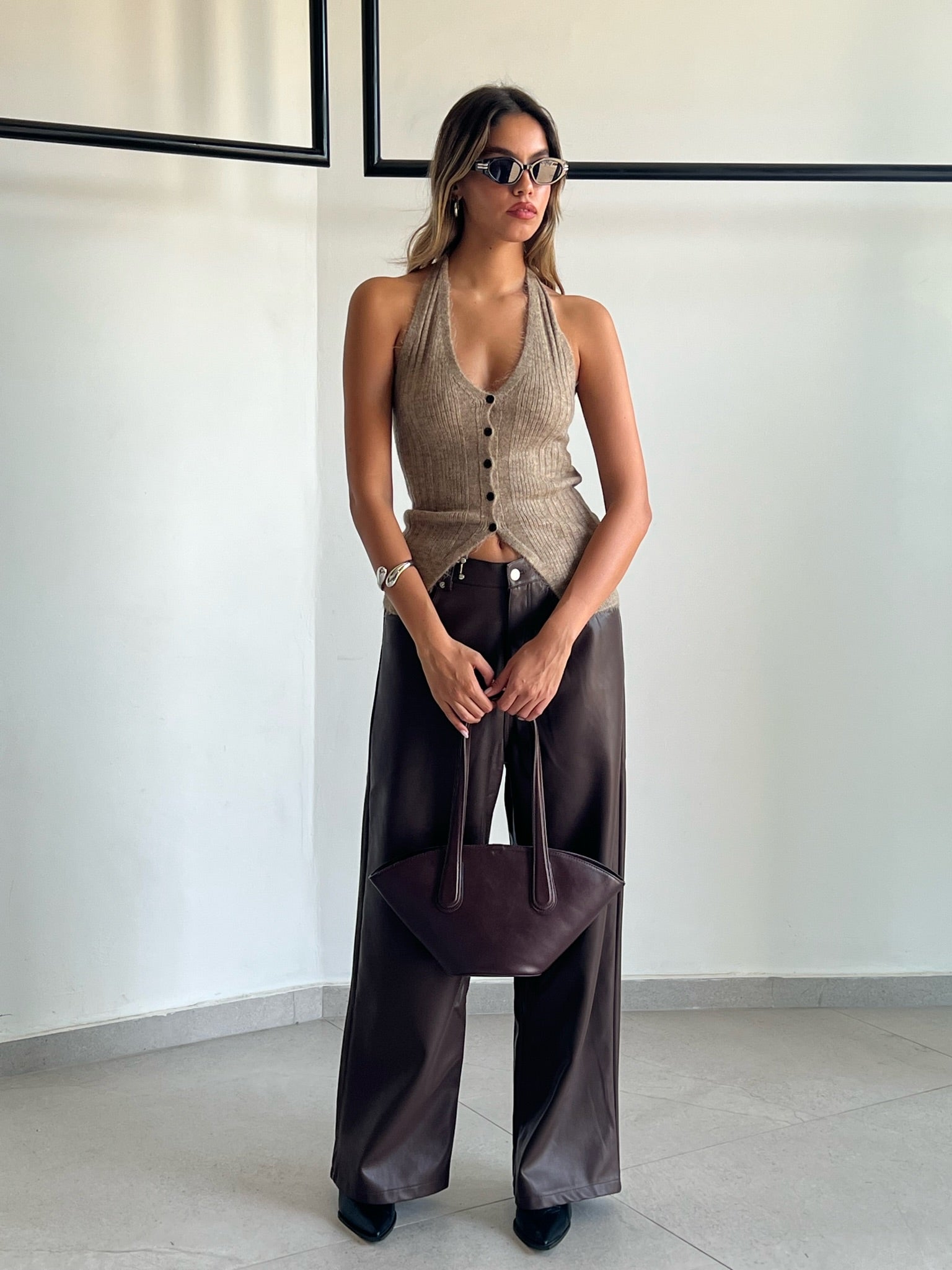 מכנס דמוי עור מייסון חום