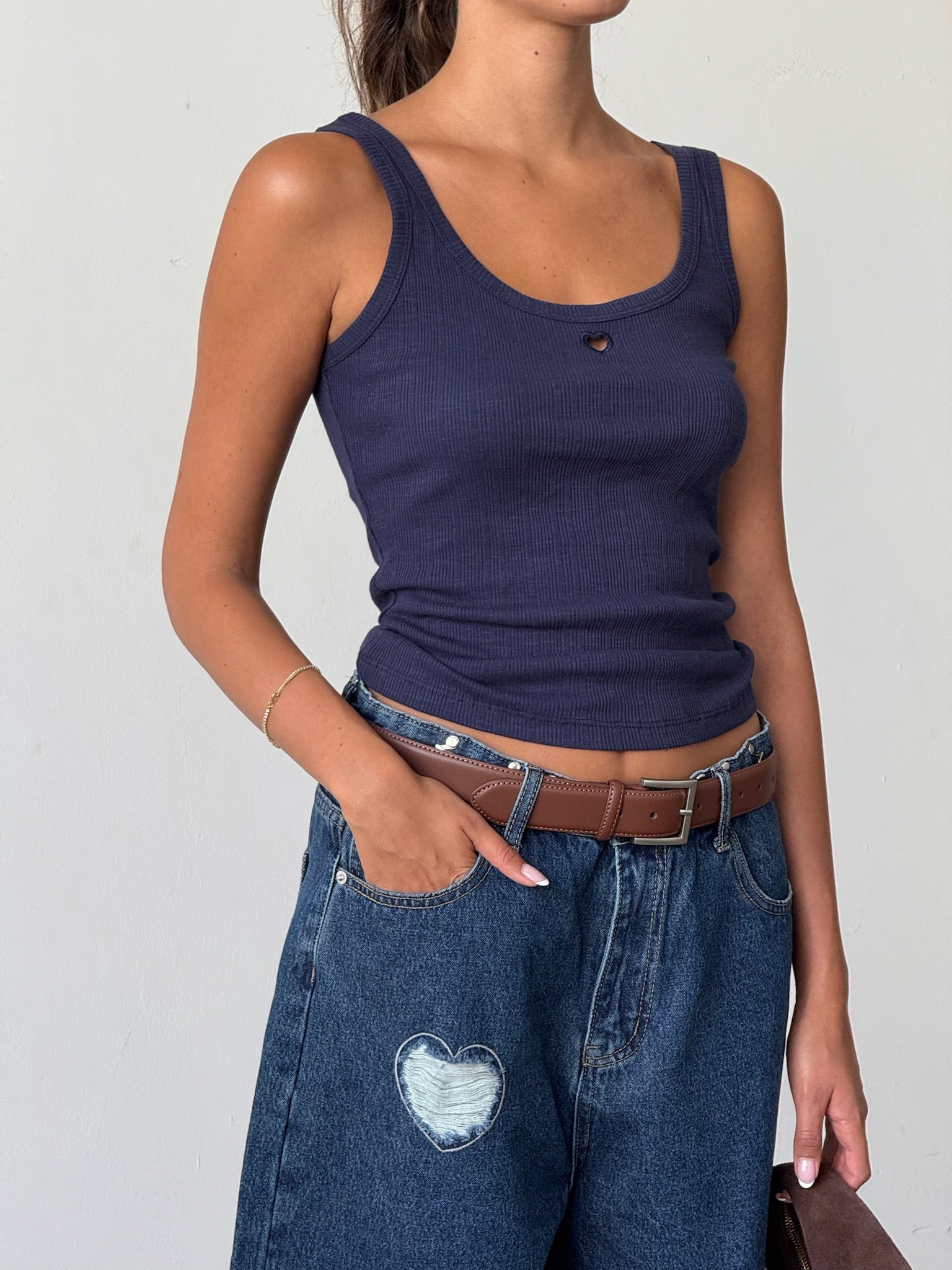 גופיית אלבי כחול