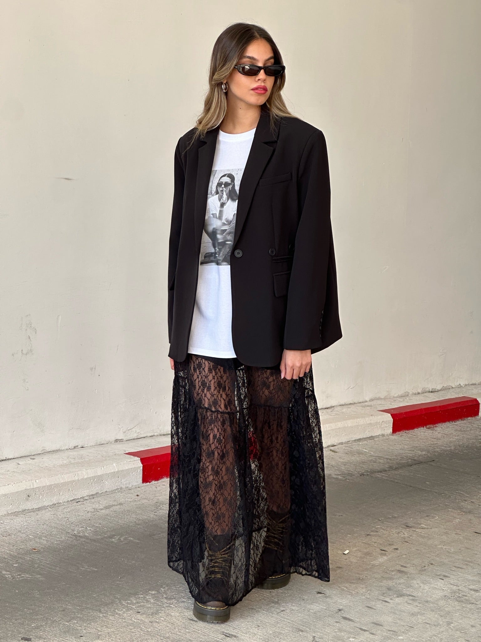 חצאית סאם שחור