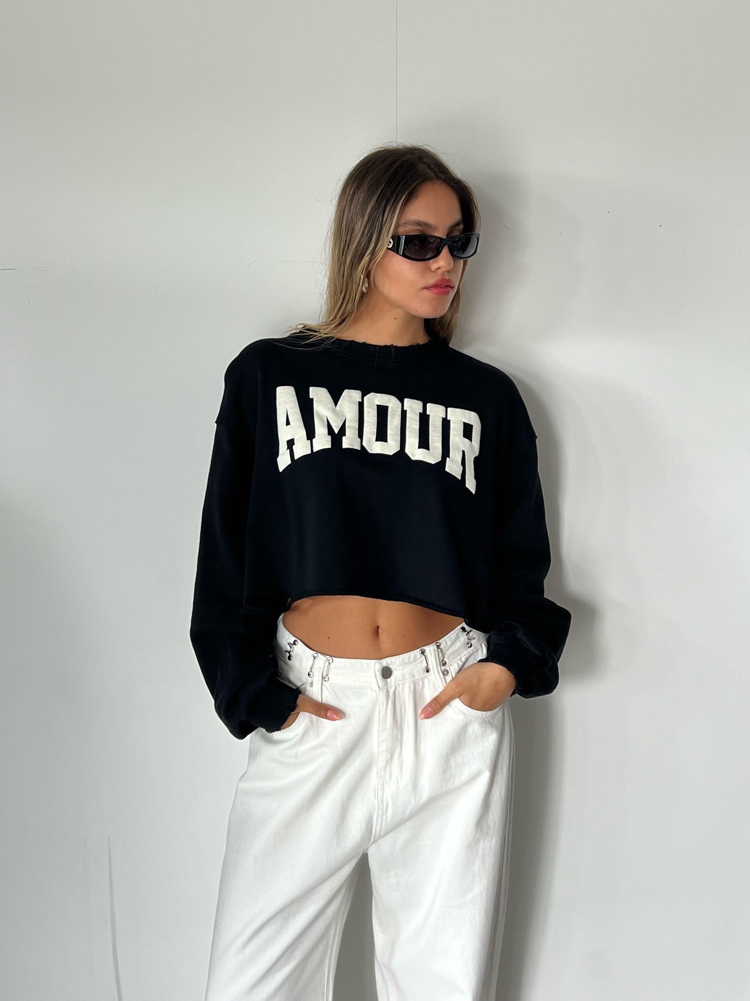 סווצר מנור שחור