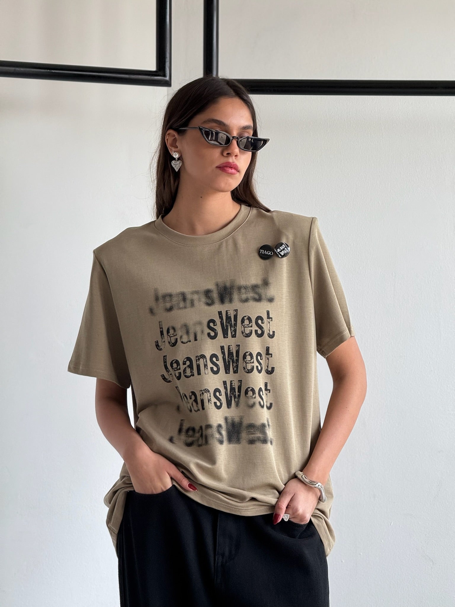 חולצת אמור זית