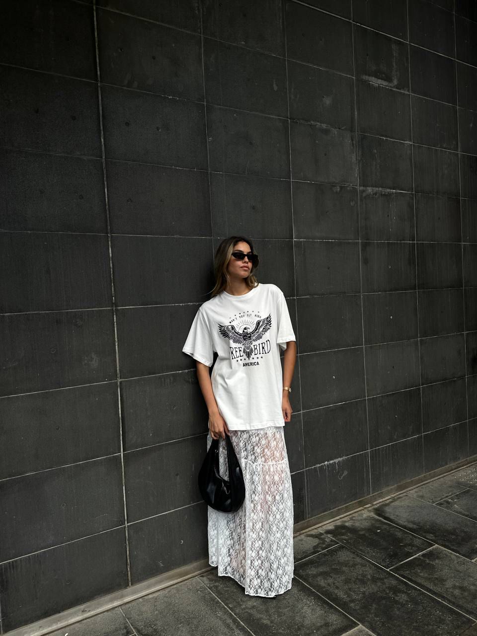 חצאית סאם לבן