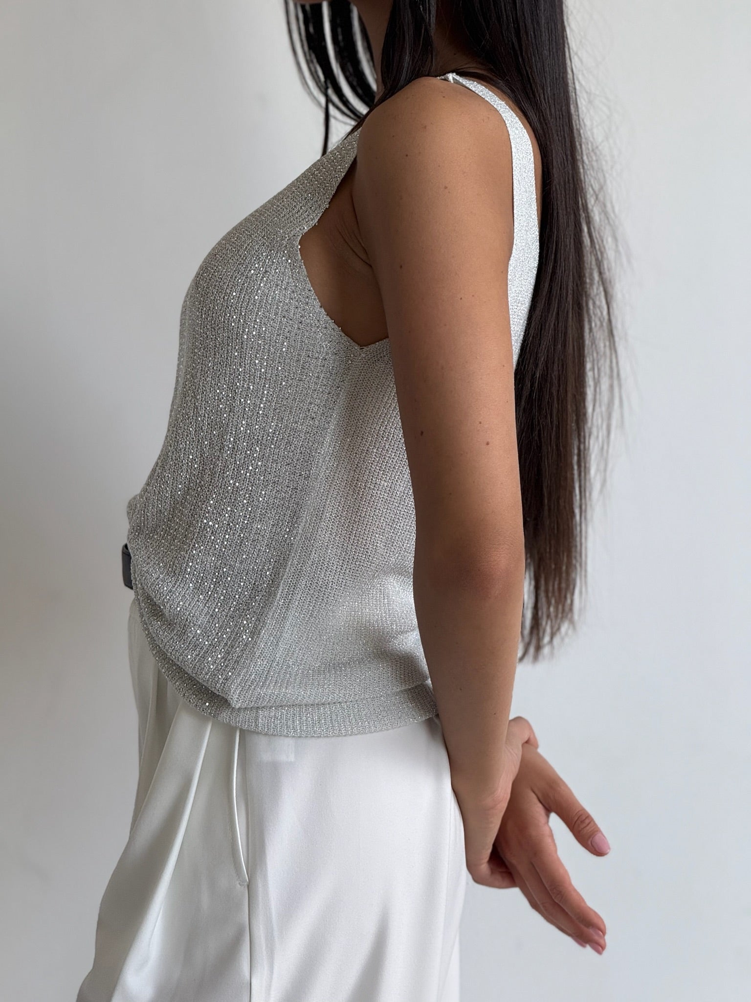 גופיית לני לבן