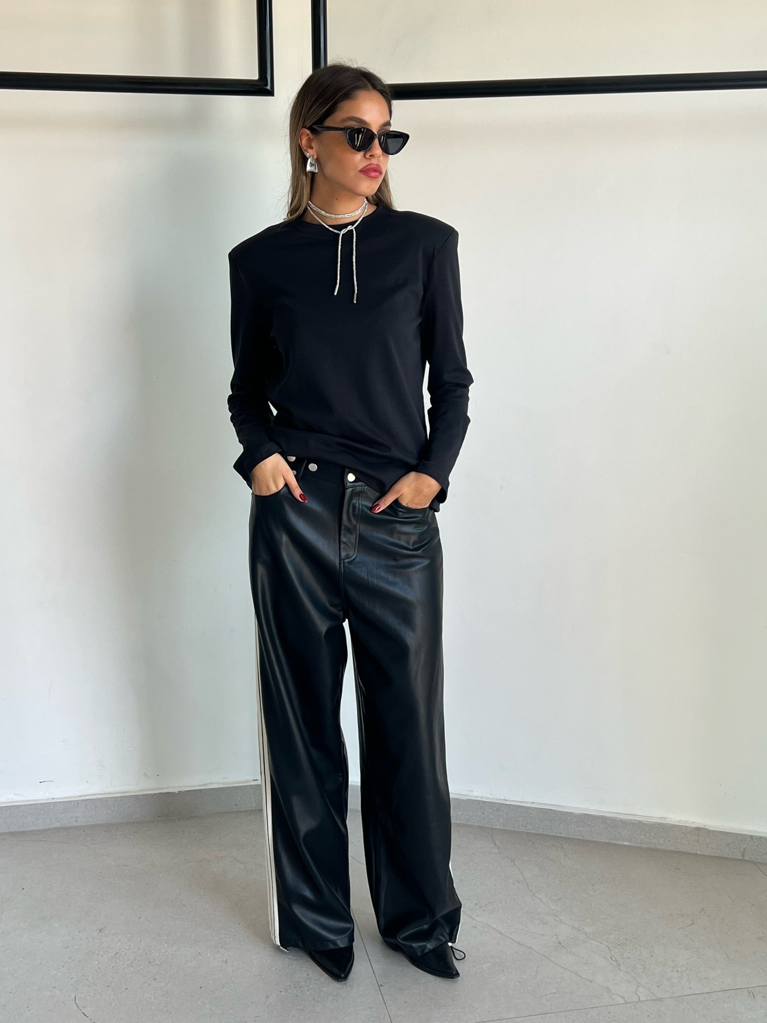 מכנס דמוי עור לורן שחור