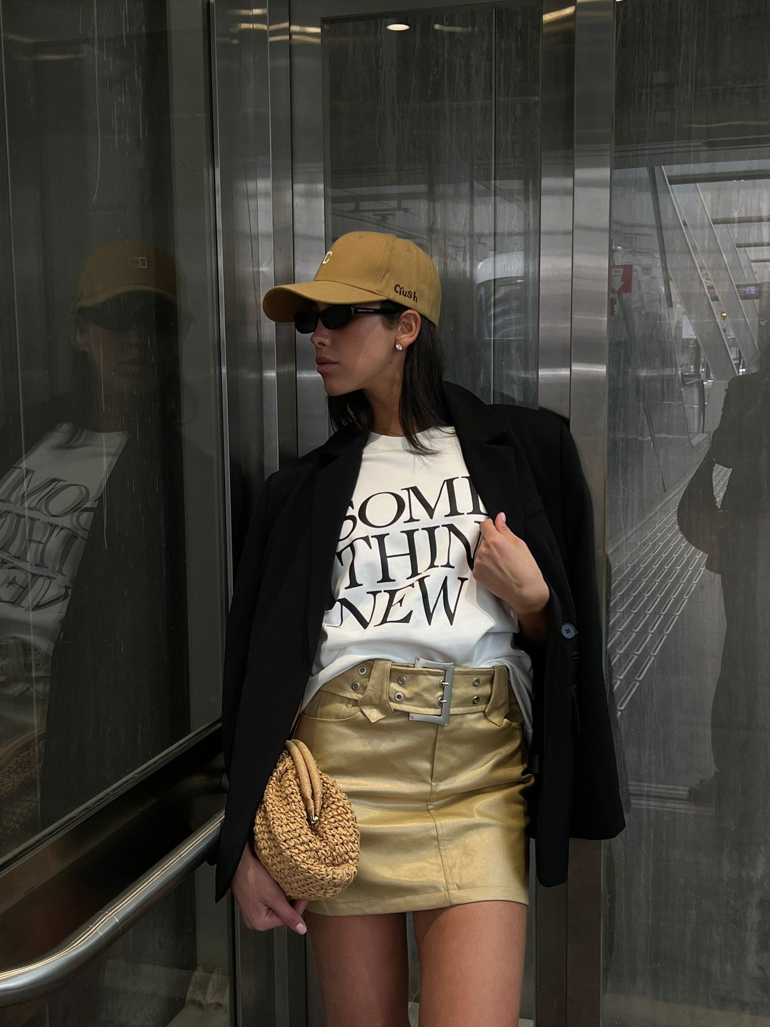 חצאית ניקי זהב