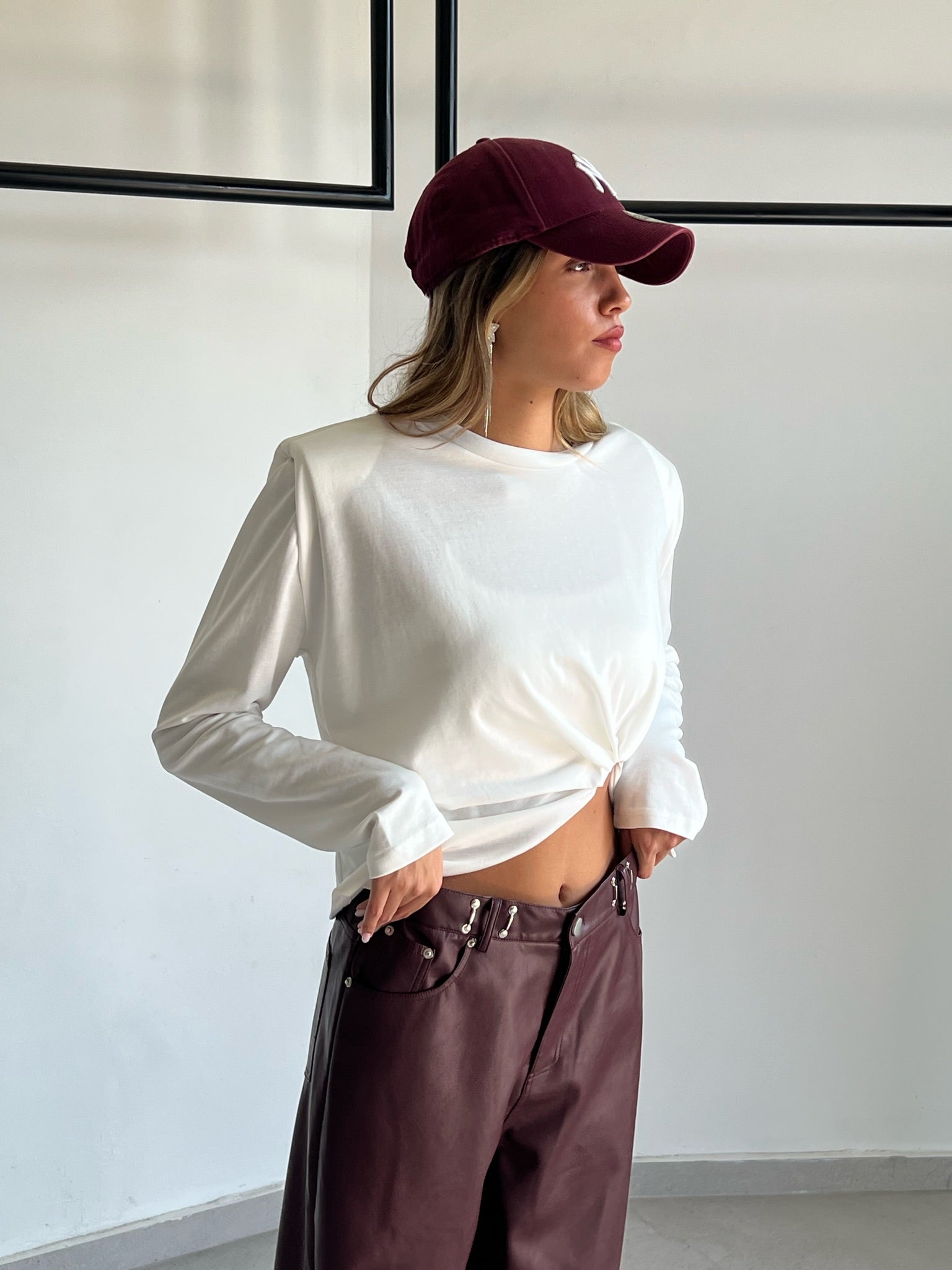 מכנס דמוי עור מייסון בורדו