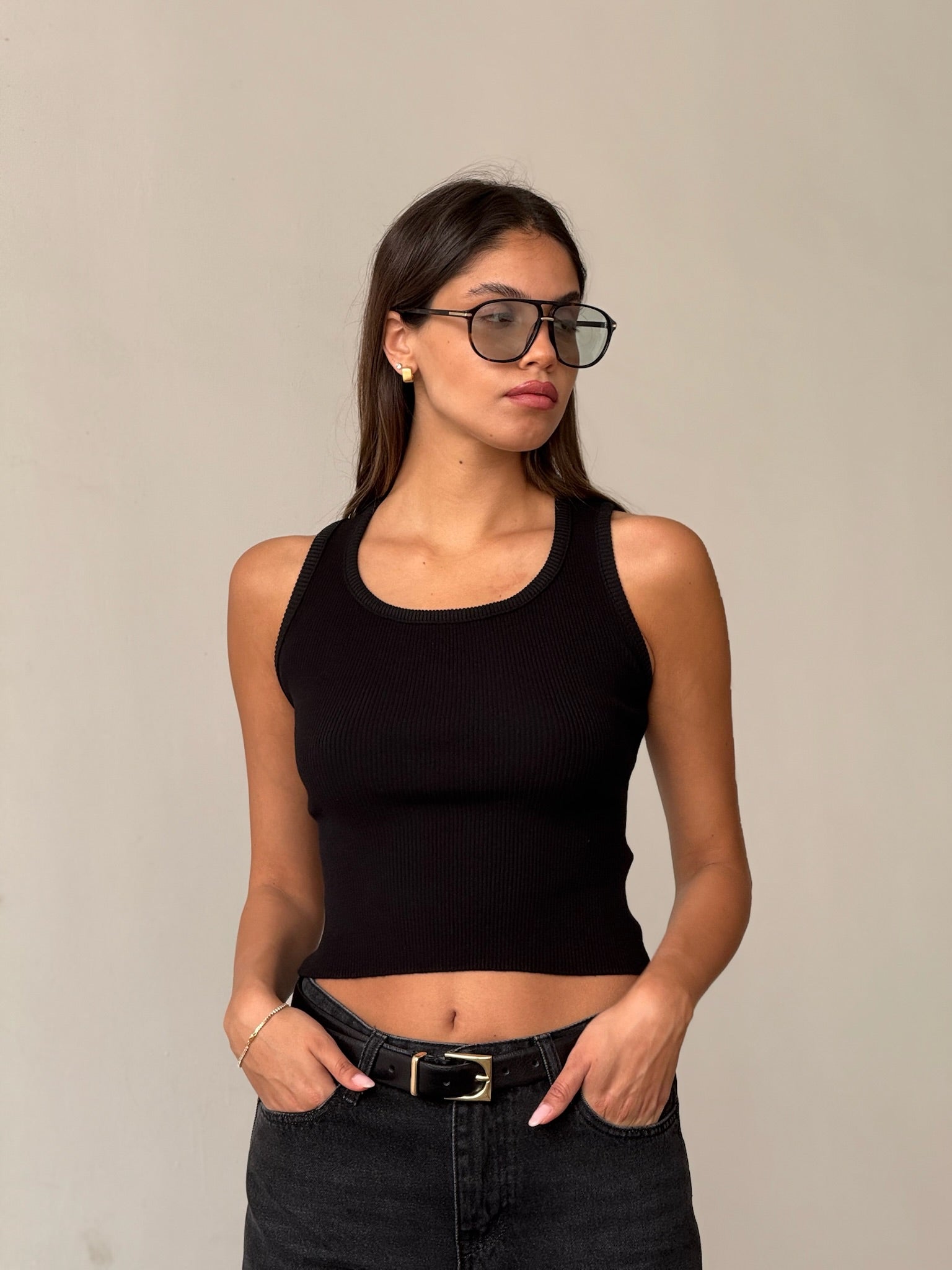 חולצת נסלי שחור