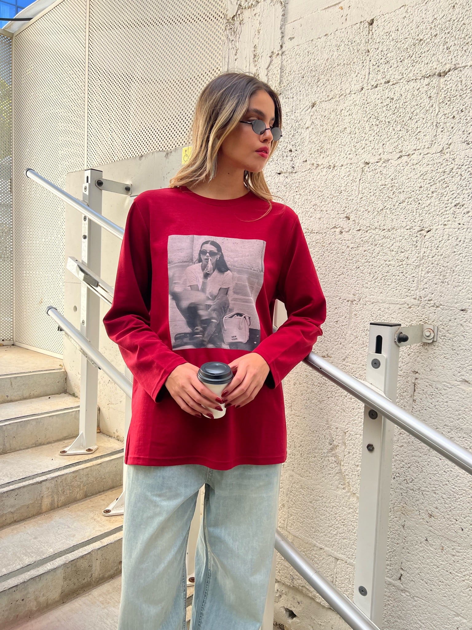 חולצת נאיה בורדו