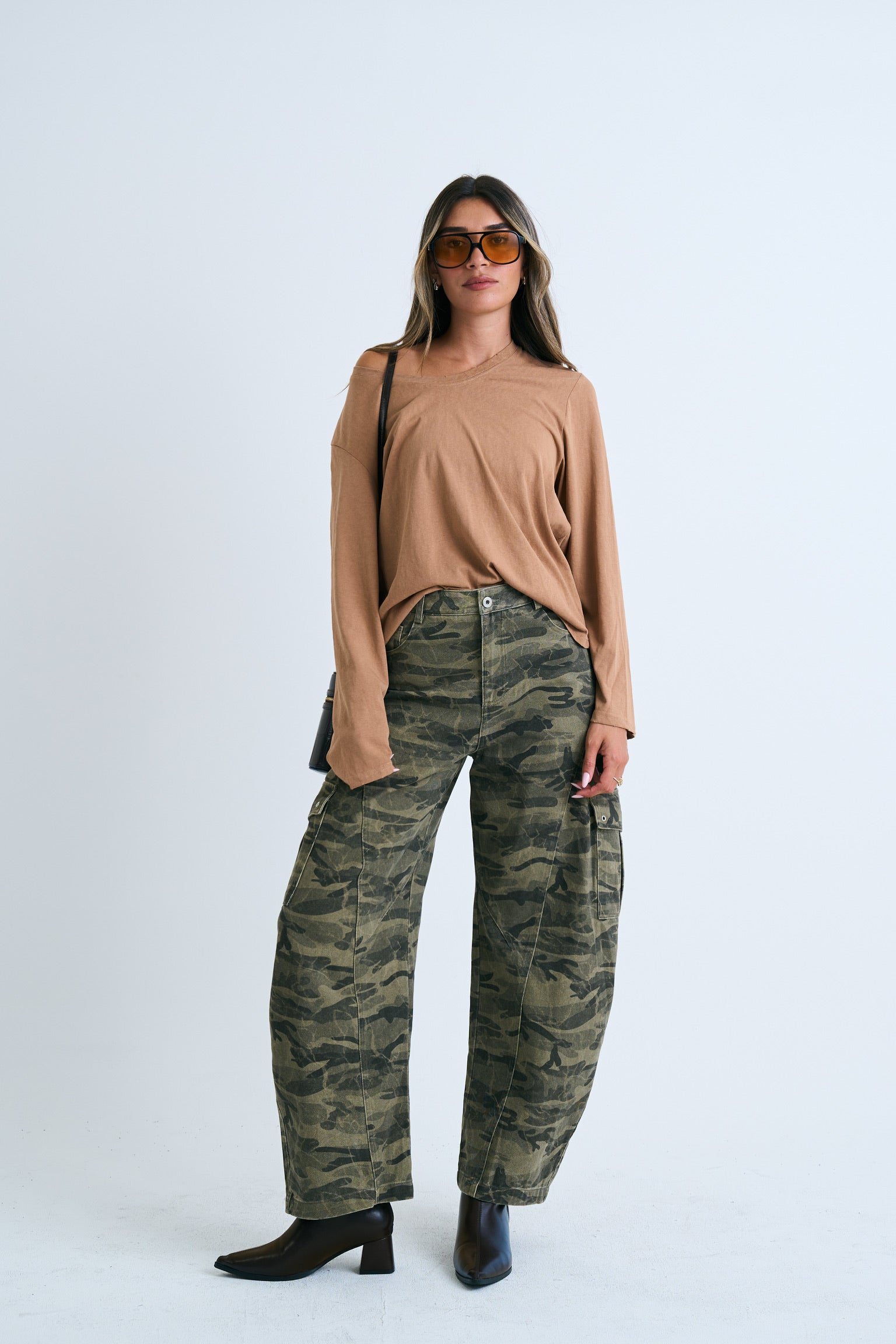 מכנס און ירוק