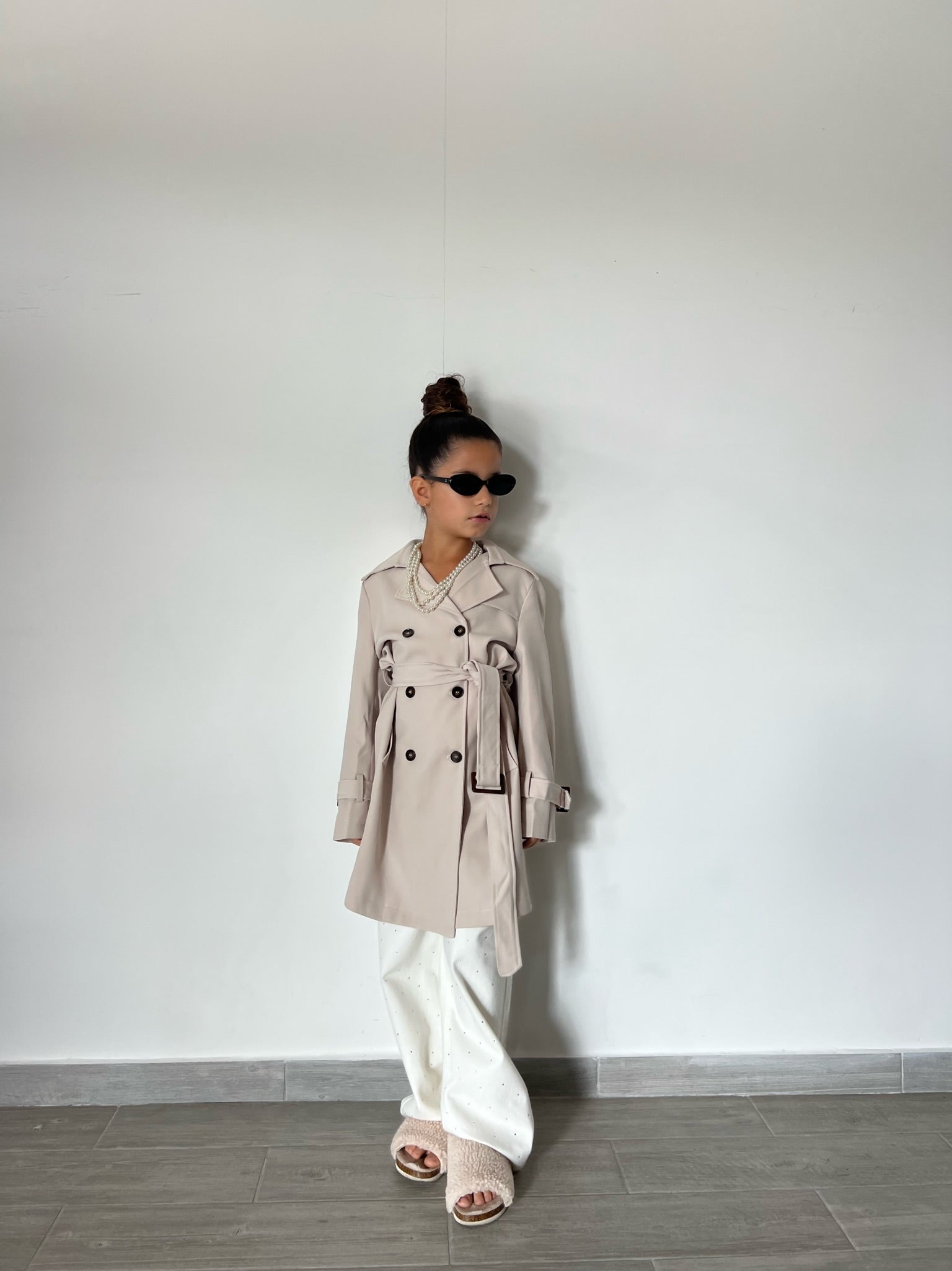 מעיל אלואיז אבן