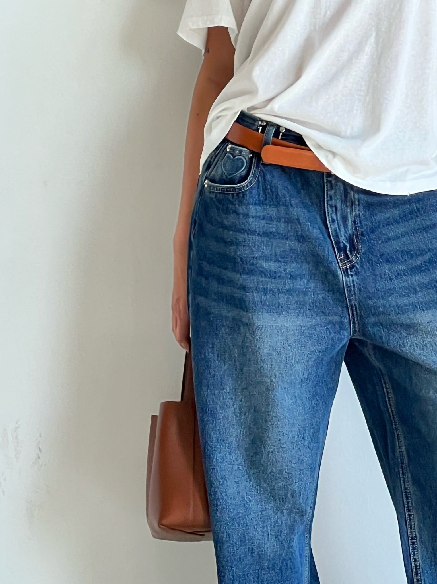 מכנס ג׳ינס אמור