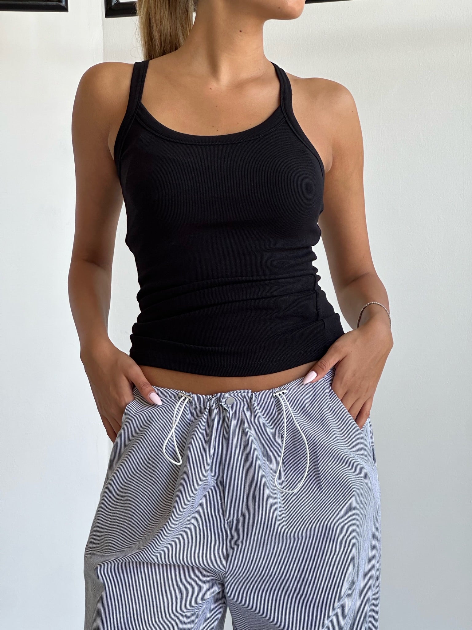 מכנס לוטם פסים שחור