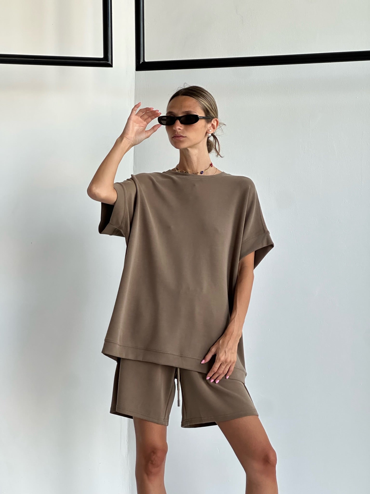 חליפת רונה חום