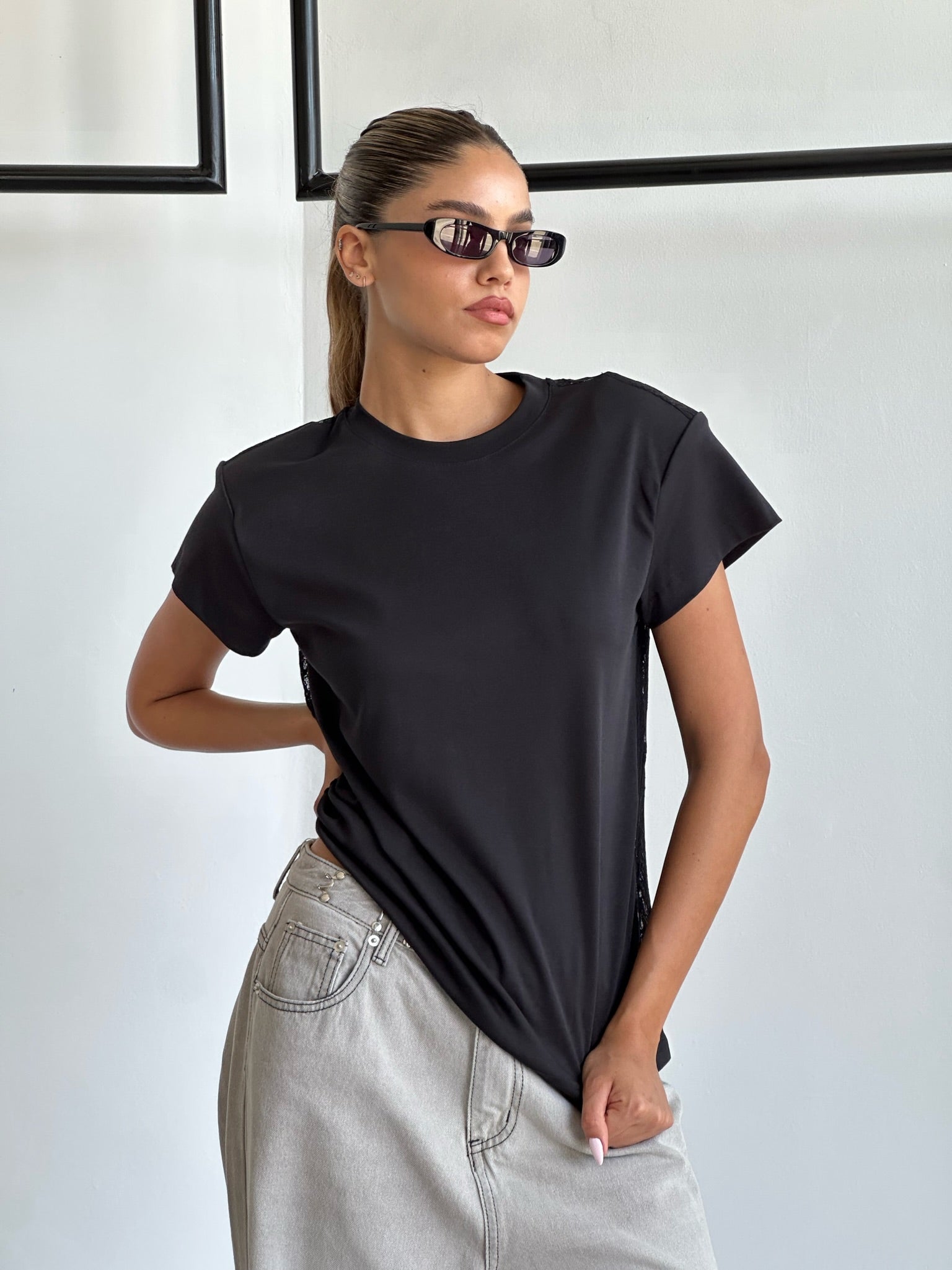 חולצת אריאה שחור