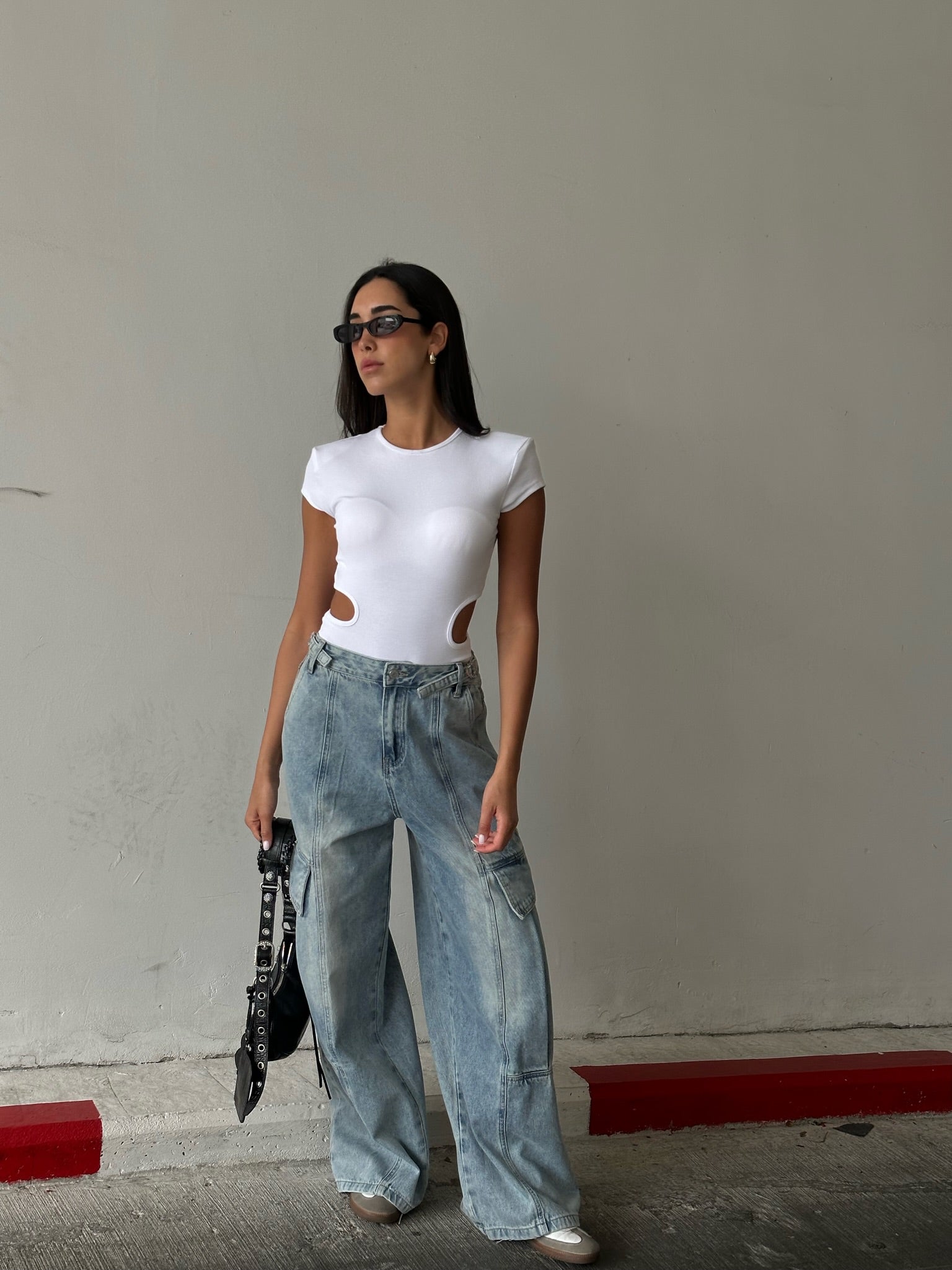 בגד גוף תיאה לבן