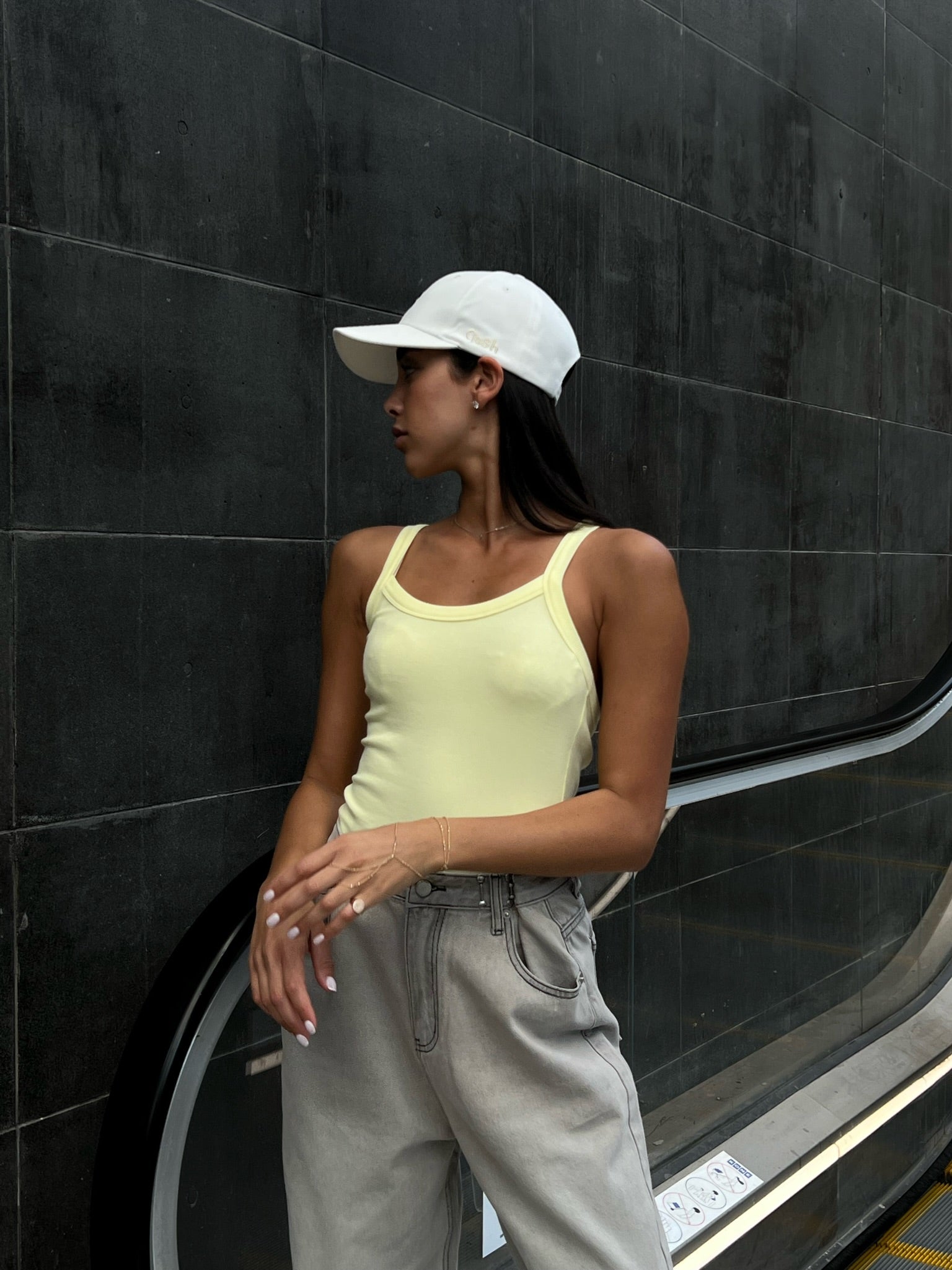 גופיית נוף בננה