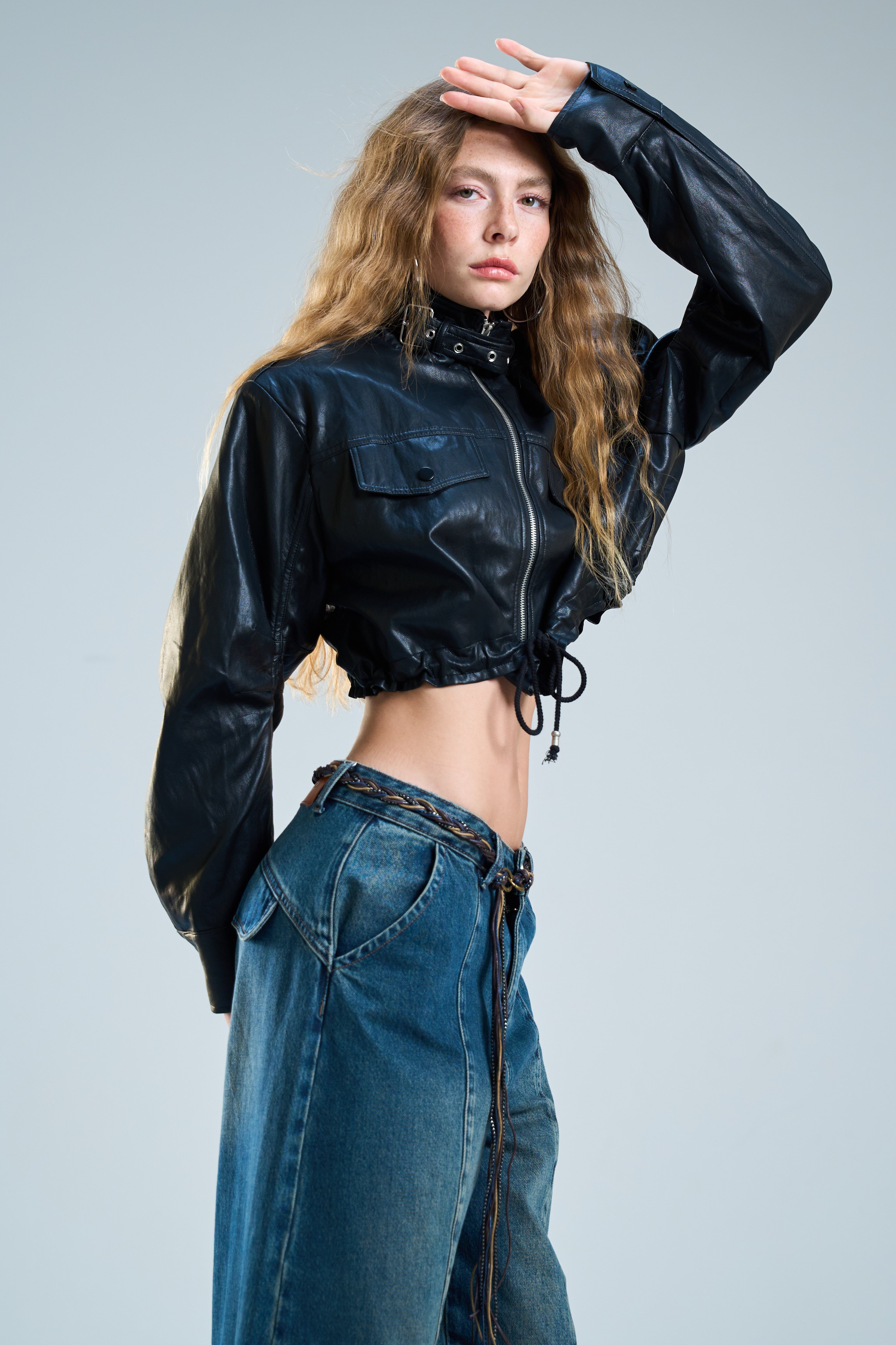 ג׳קט תיאה שחור