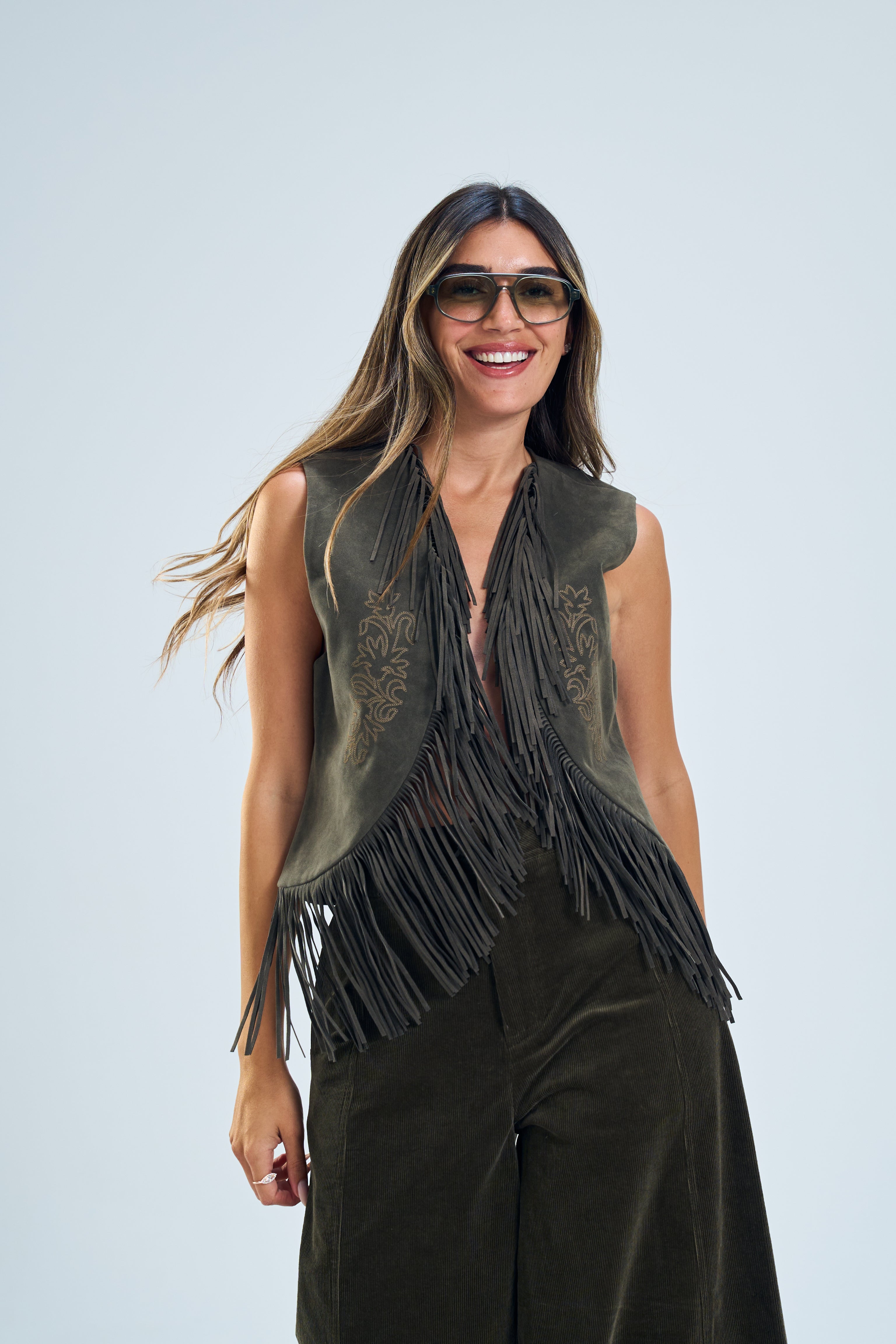 וסט ג׳יזל אפור זית