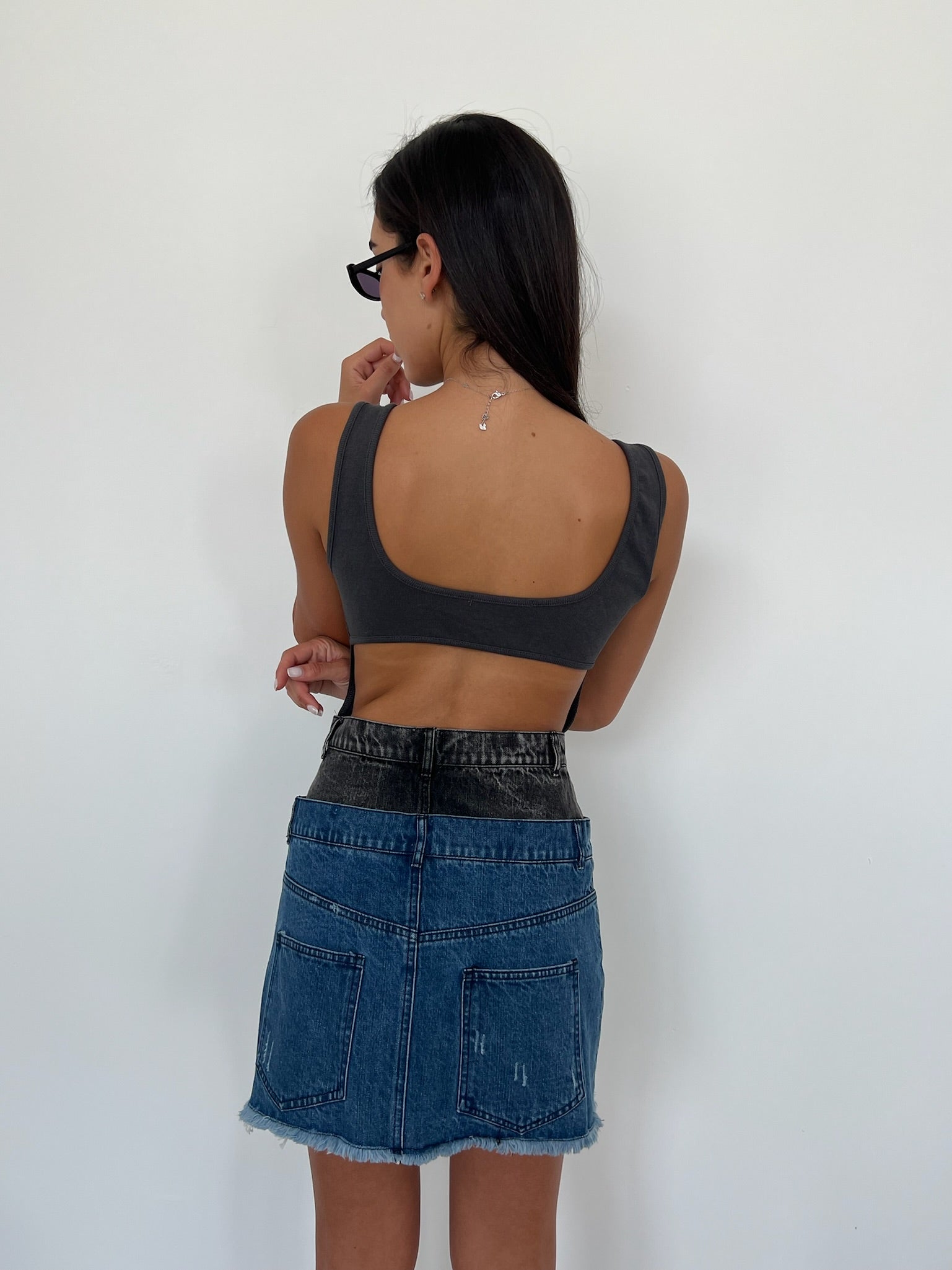 בגד גוף ברי אפור