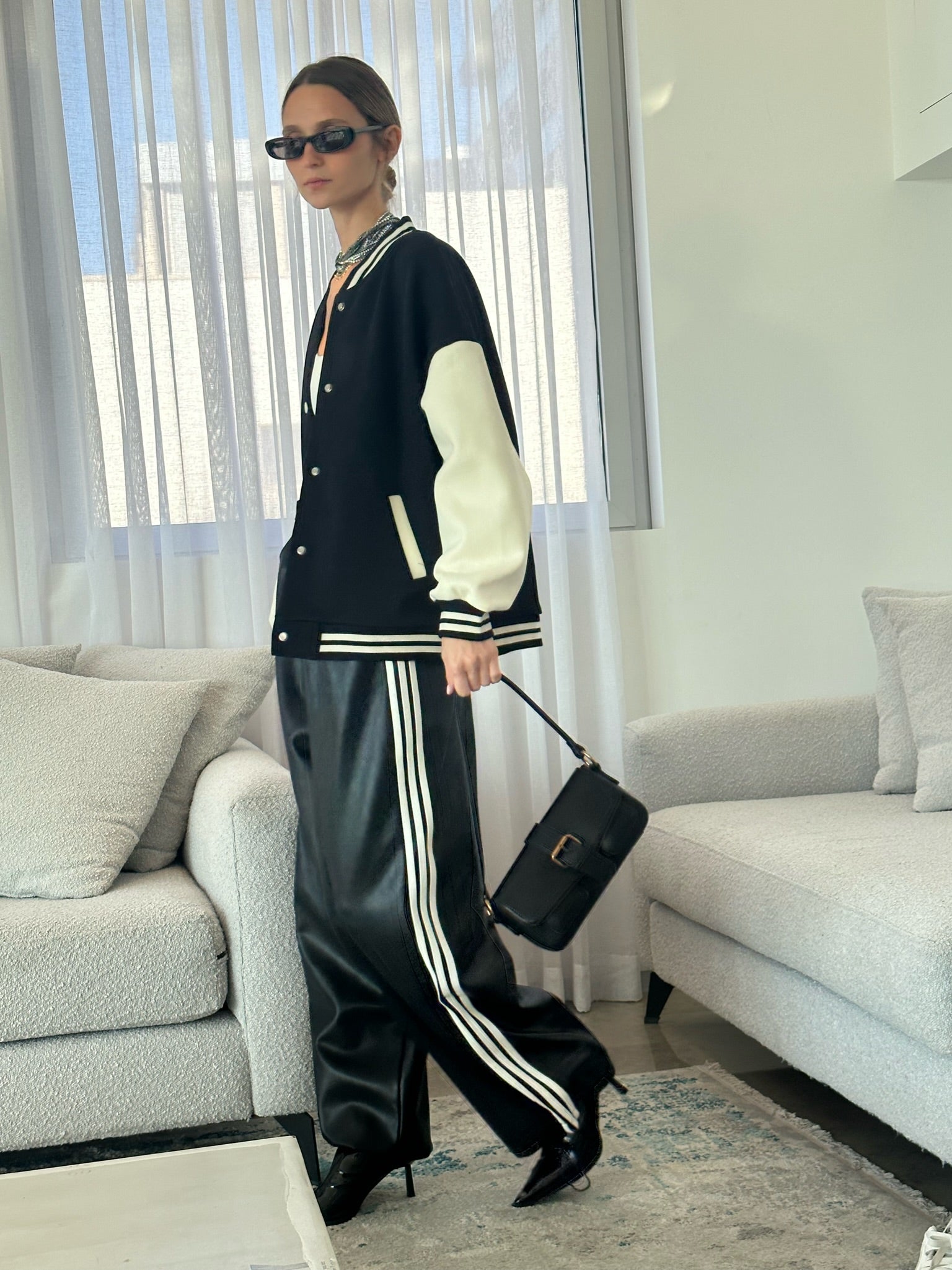 מכנס דמוי עור לורן שחור