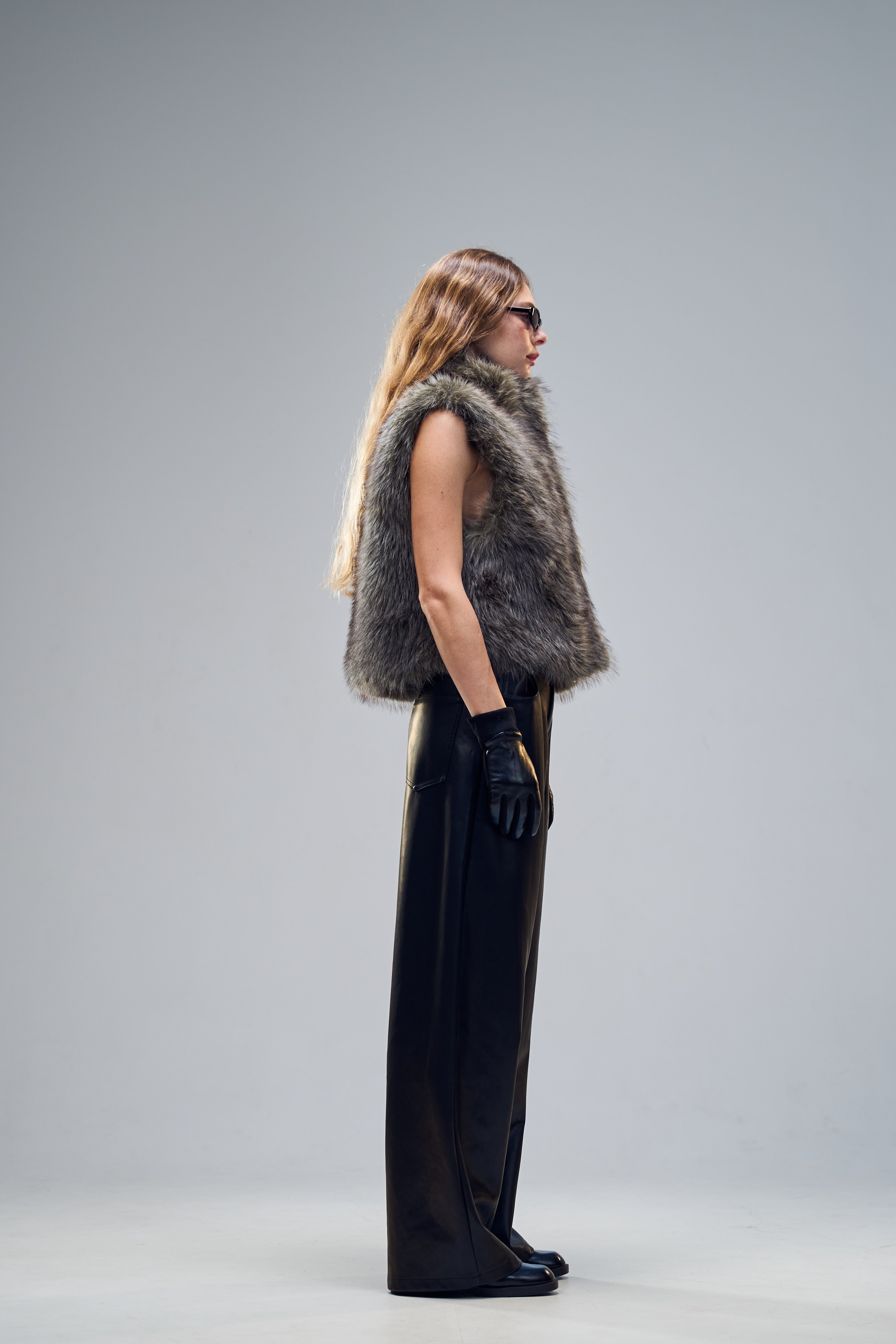 וסט לואיזה אפור