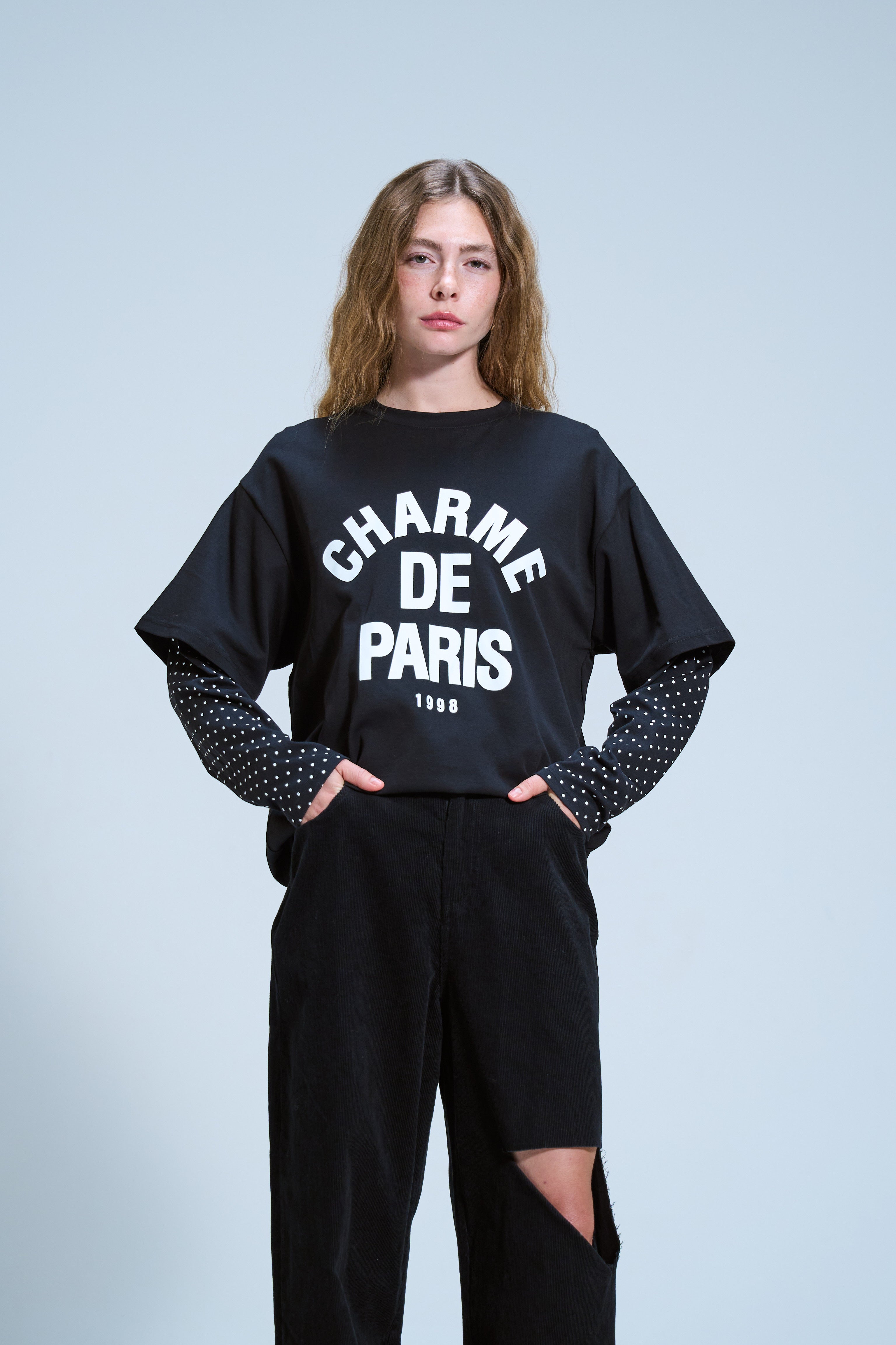 חולצת שחר שחור