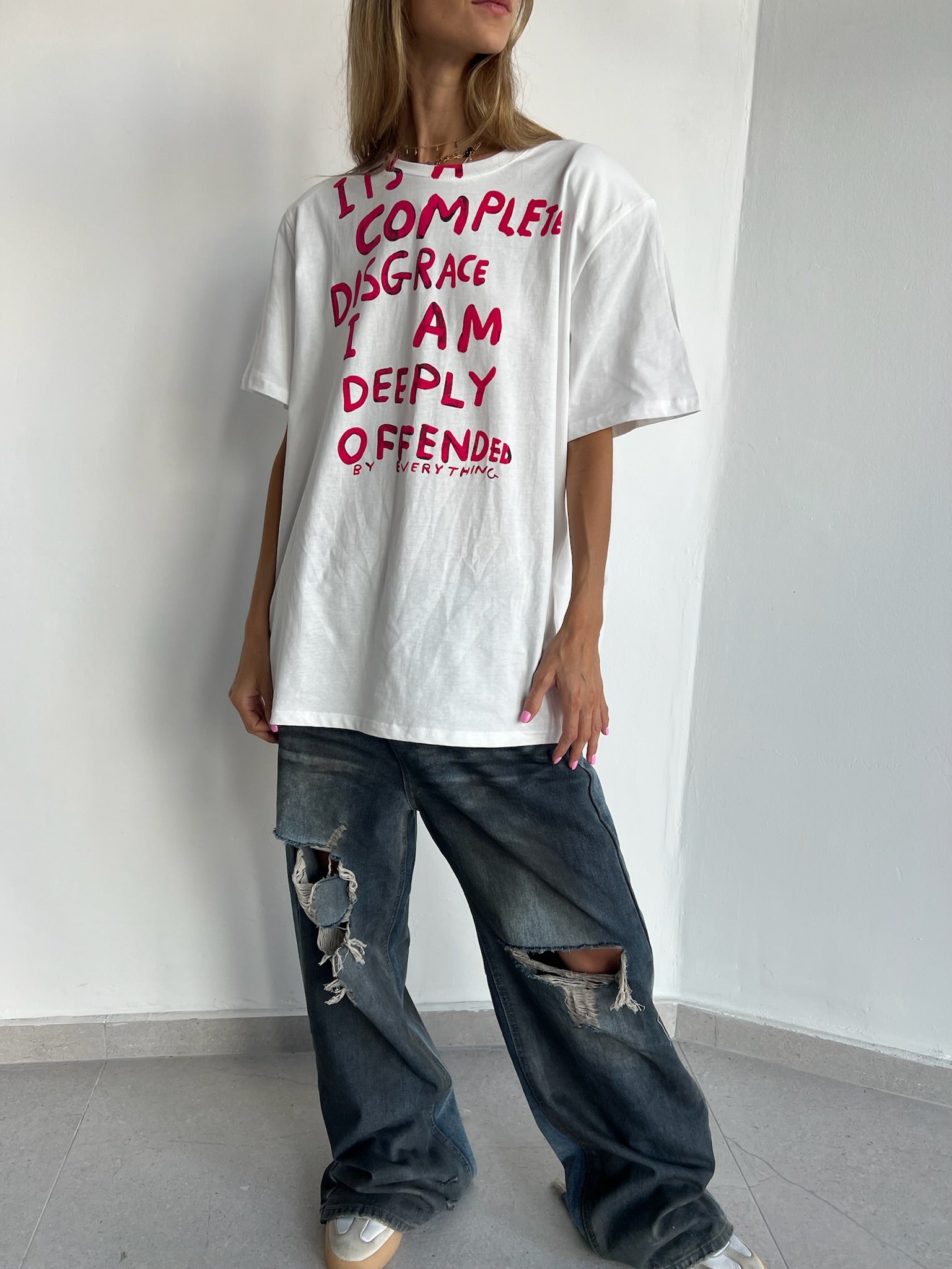 חולצת יולי לבן ורוד