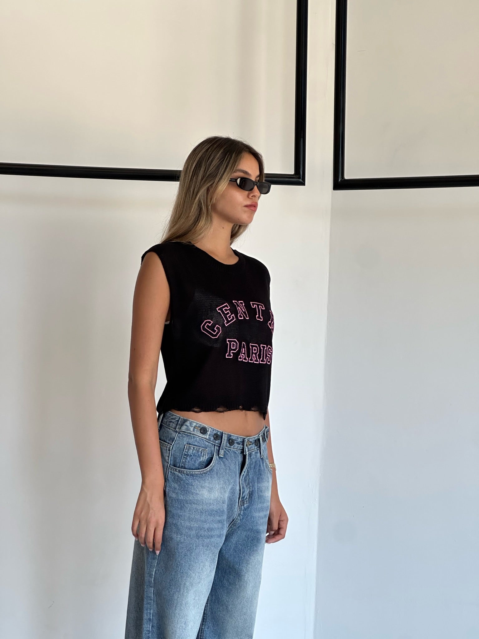 חולצת פרי שחור