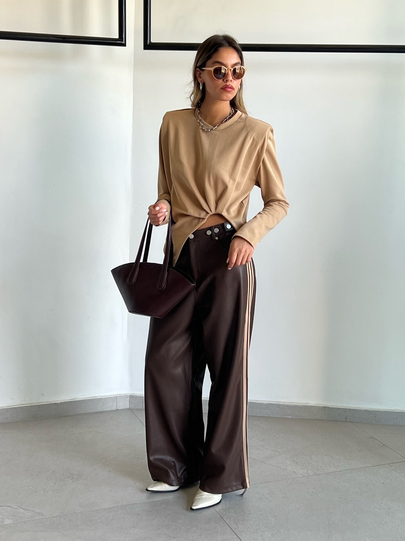 מכנס דמוי עור לורן חום