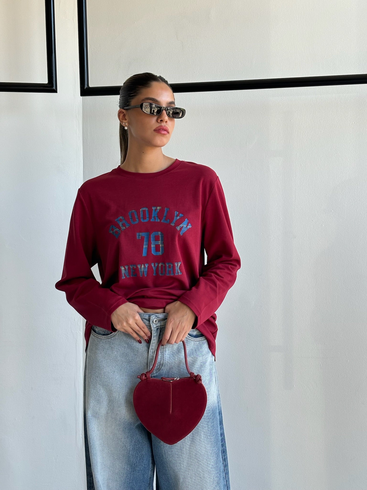 חולצת רנה בורדו