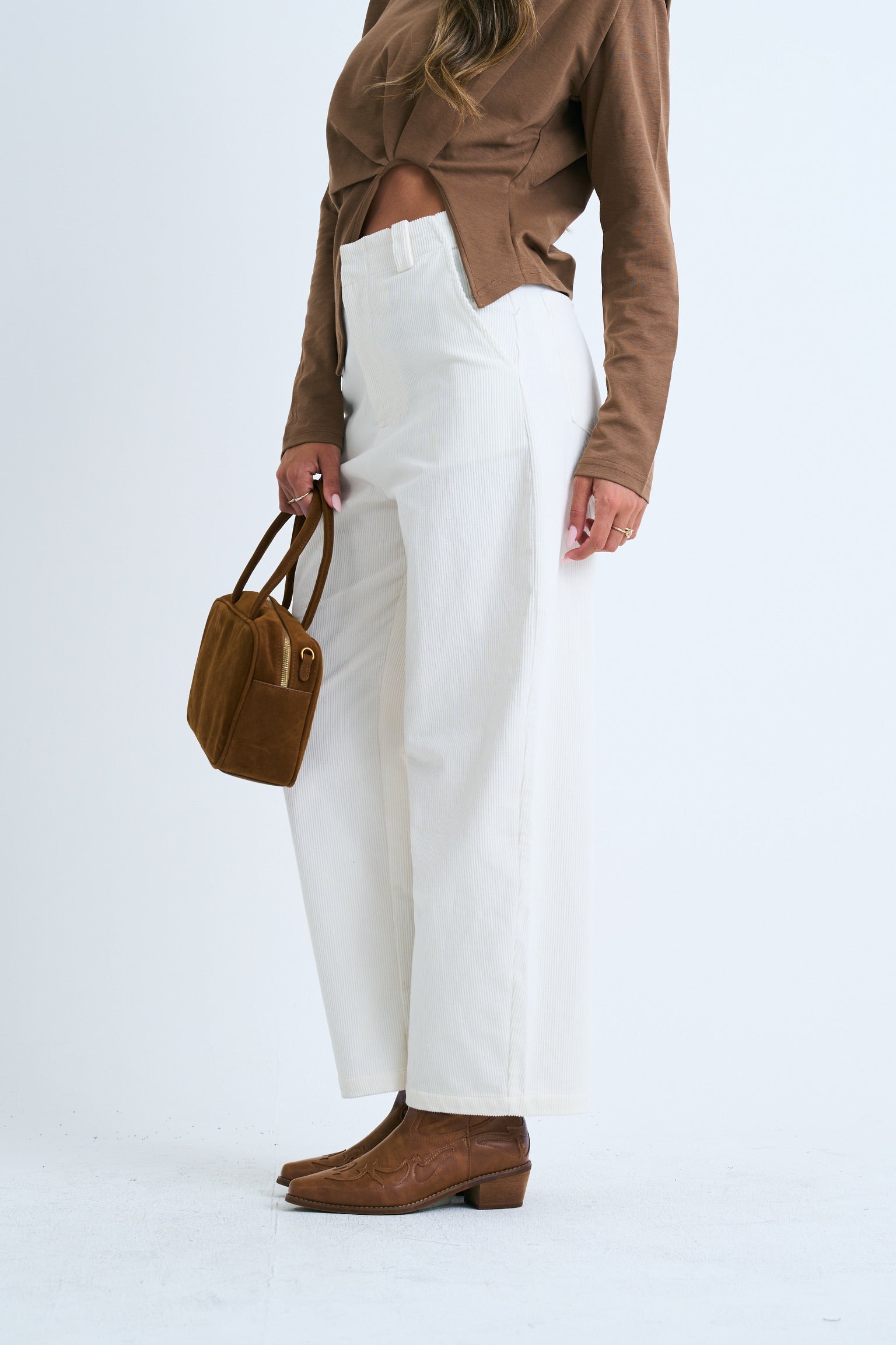 חולצת אליה חום