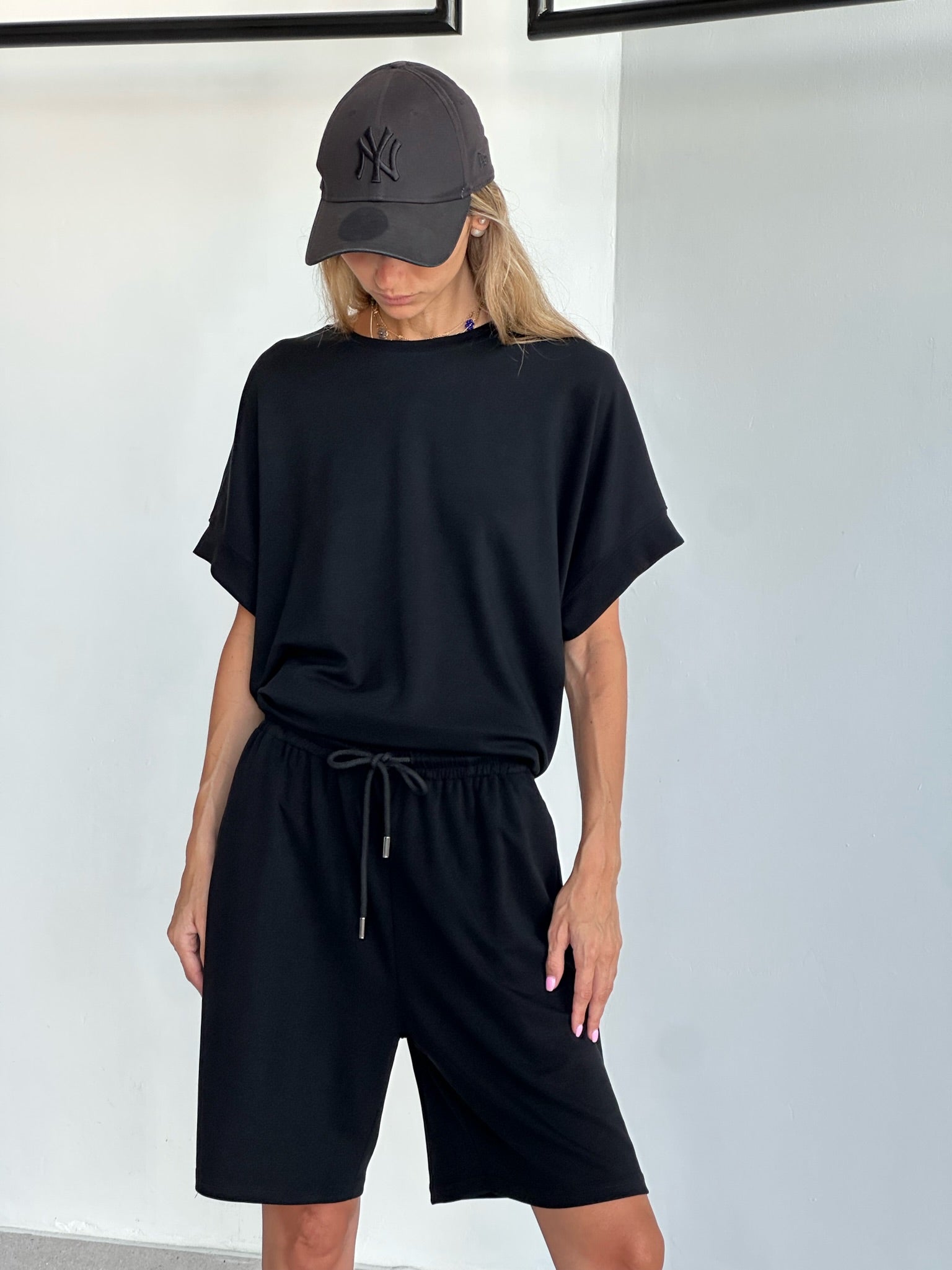 חליפת רונה שחור