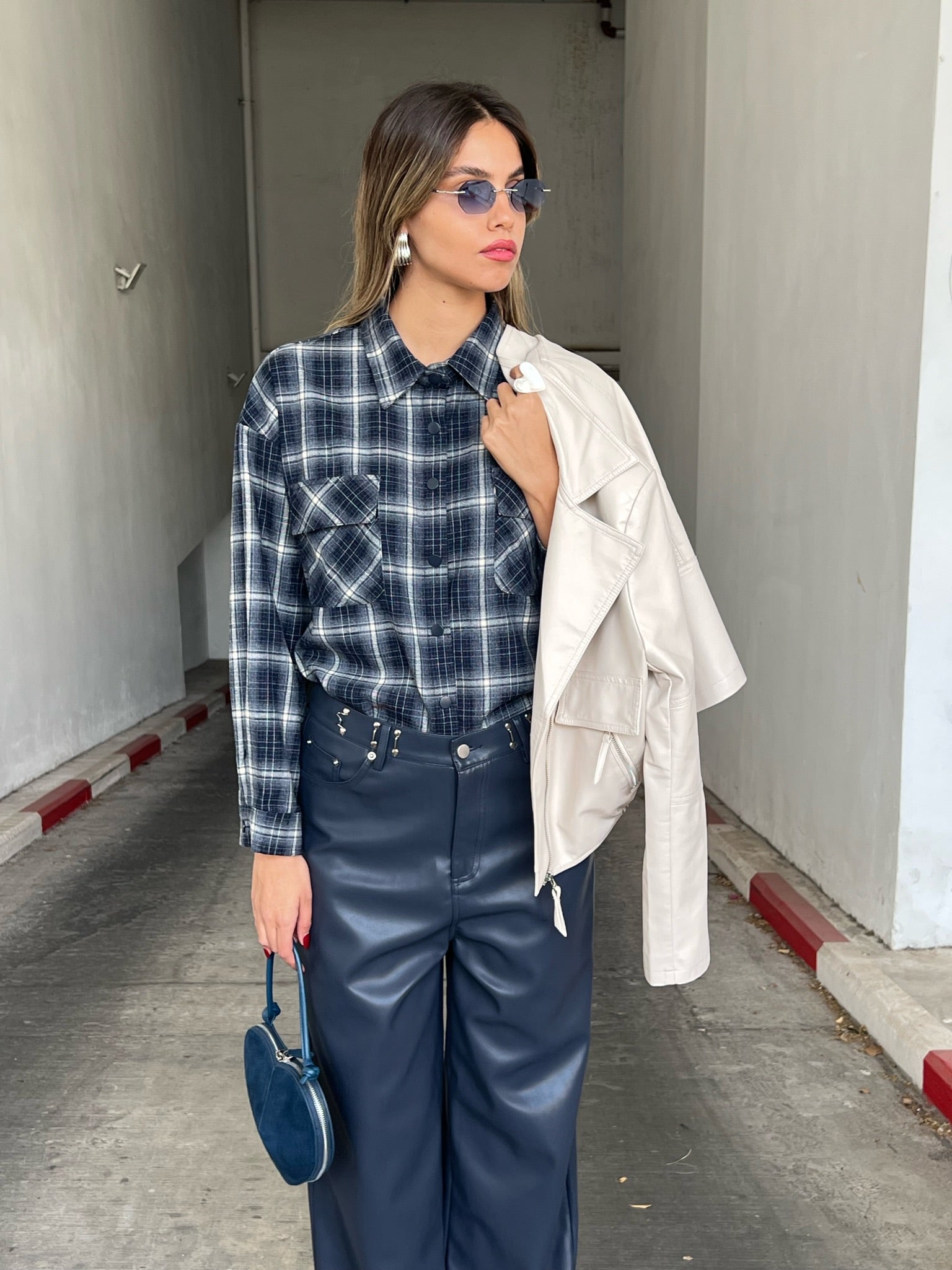 מכנס דמוי עור מייסון כחול